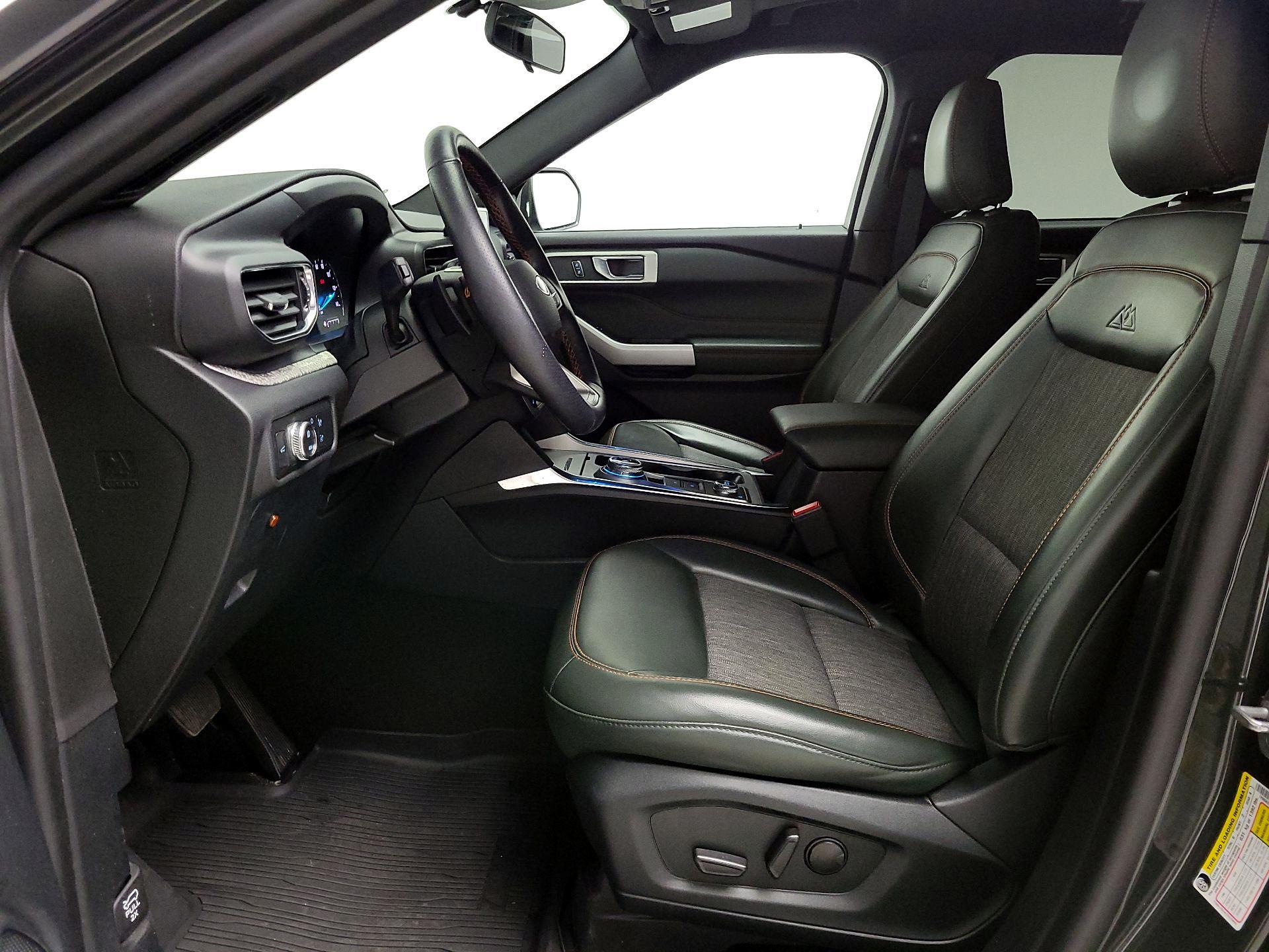 Thumbnail: 2022 Ford Explorer - 11