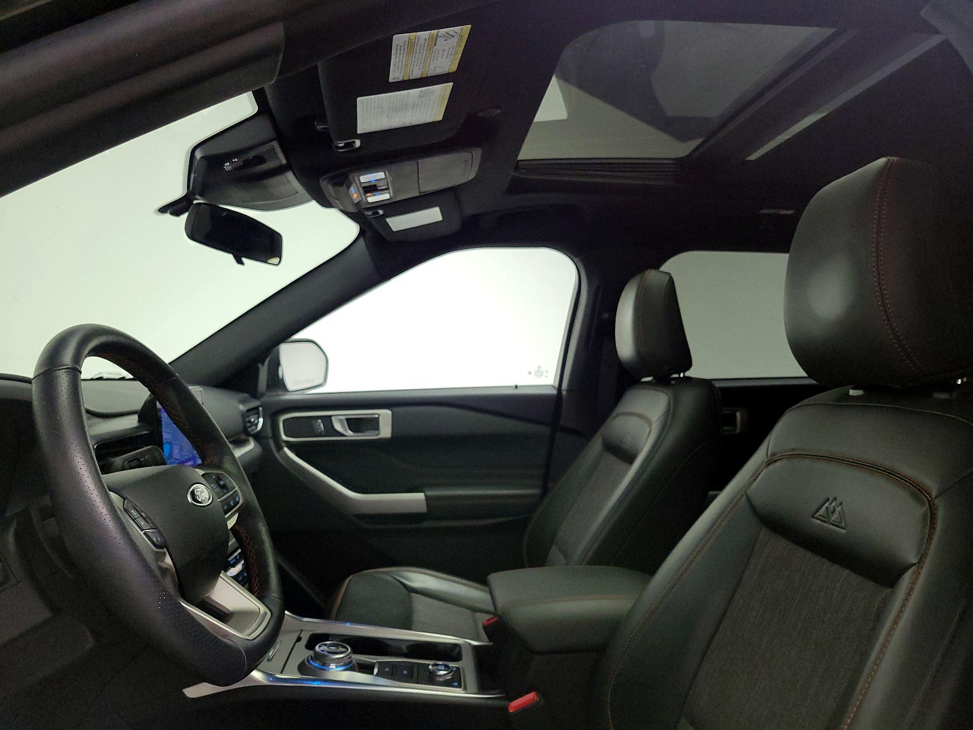 Thumbnail: 2022 Ford Explorer - 20