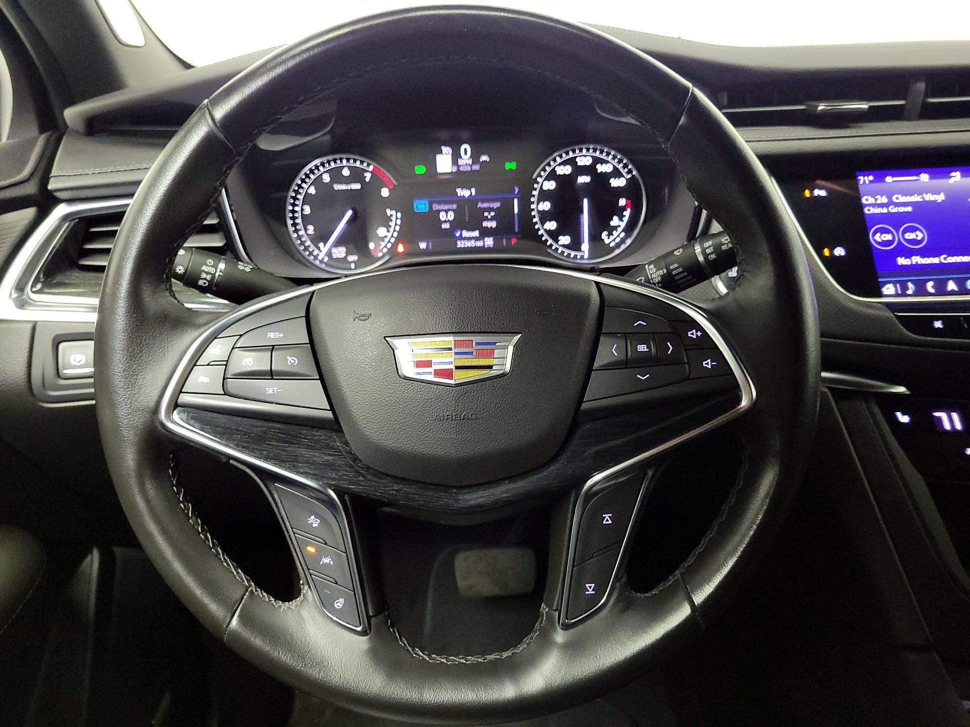 Thumbnail: 2023 Cadillac XT5 - 10