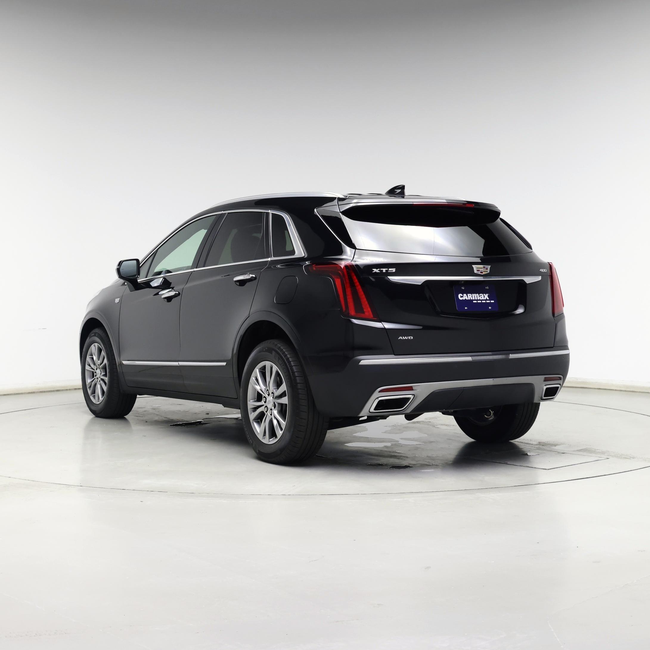 Thumbnail: 2023 Cadillac XT5 - 2