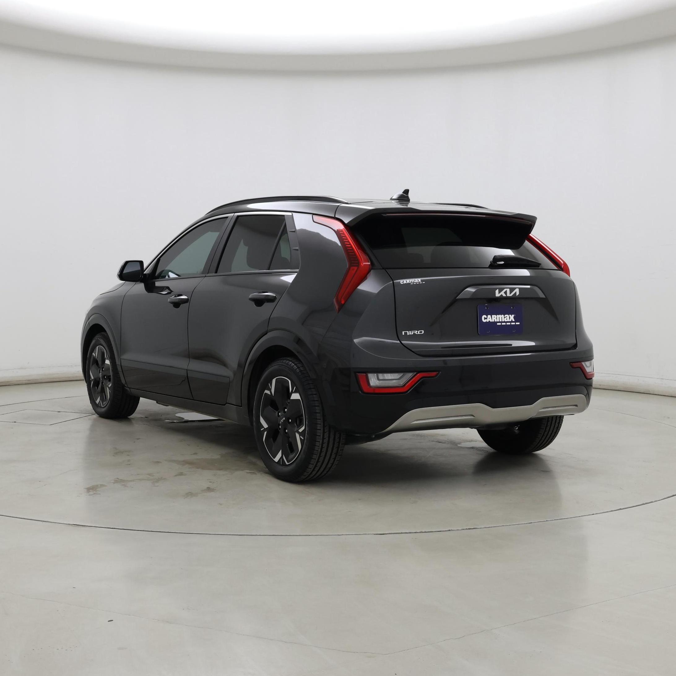 Thumbnail: 2023 Kia Niro - 2