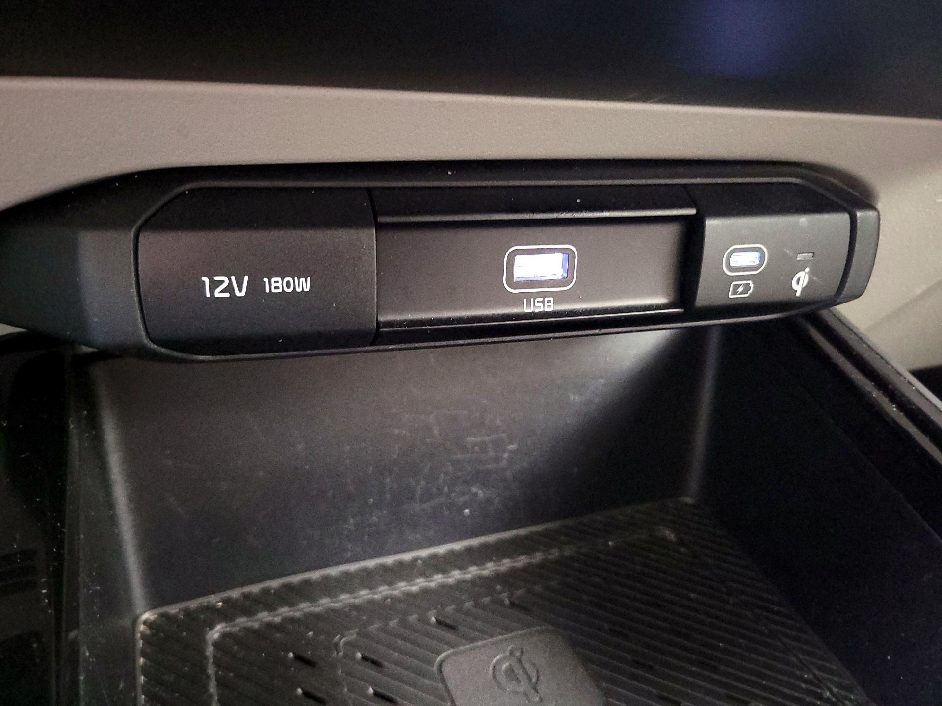 Thumbnail: 2023 Kia Niro - 19