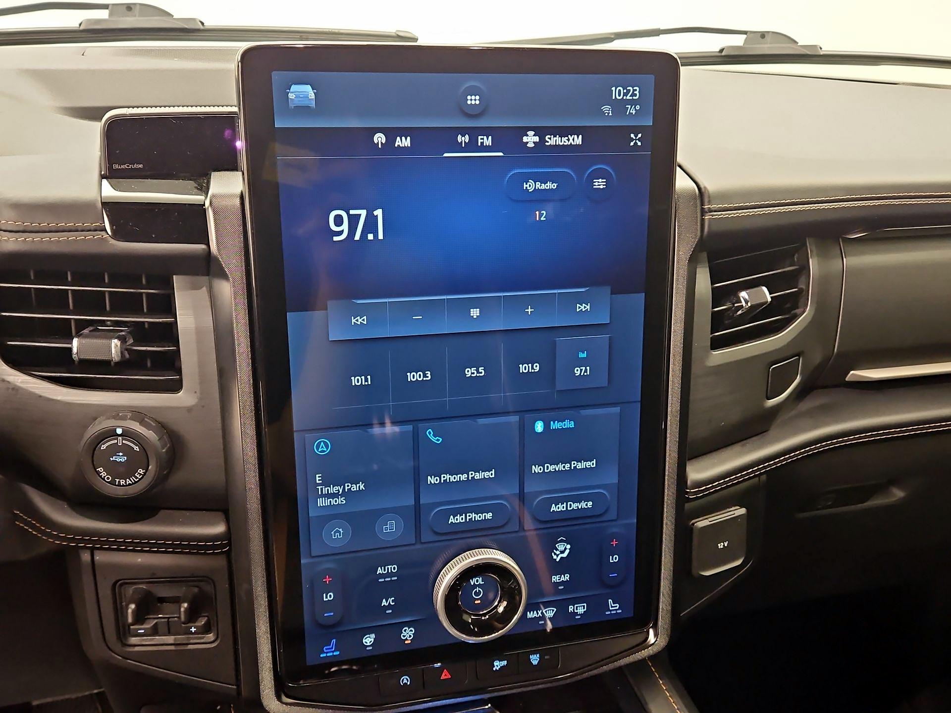 Thumbnail: 2023 Ford Expedition - 16