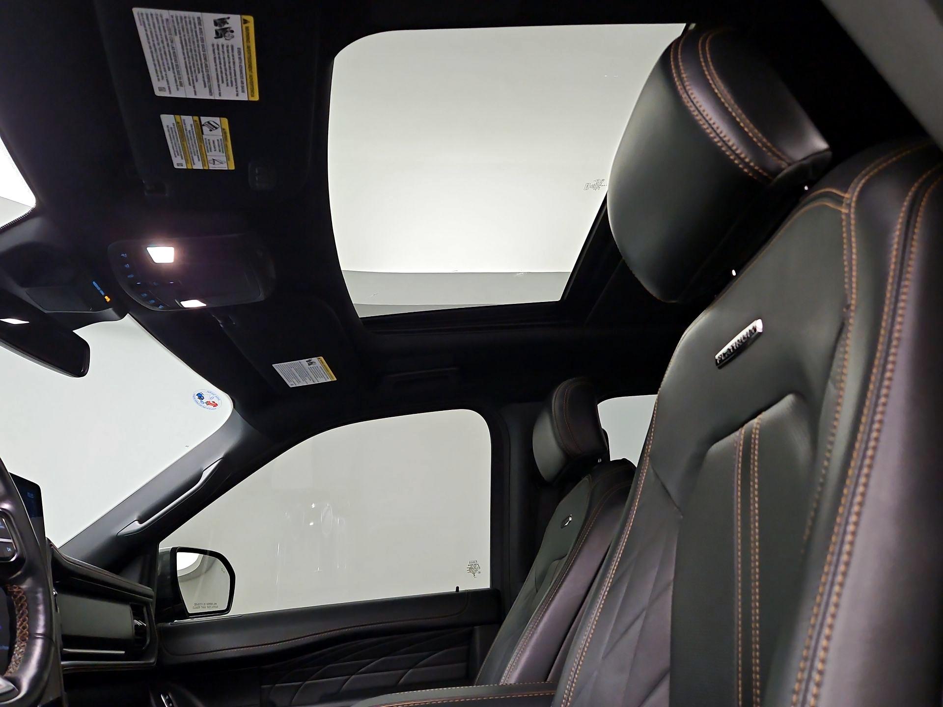 Thumbnail: 2023 Ford Expedition - 20