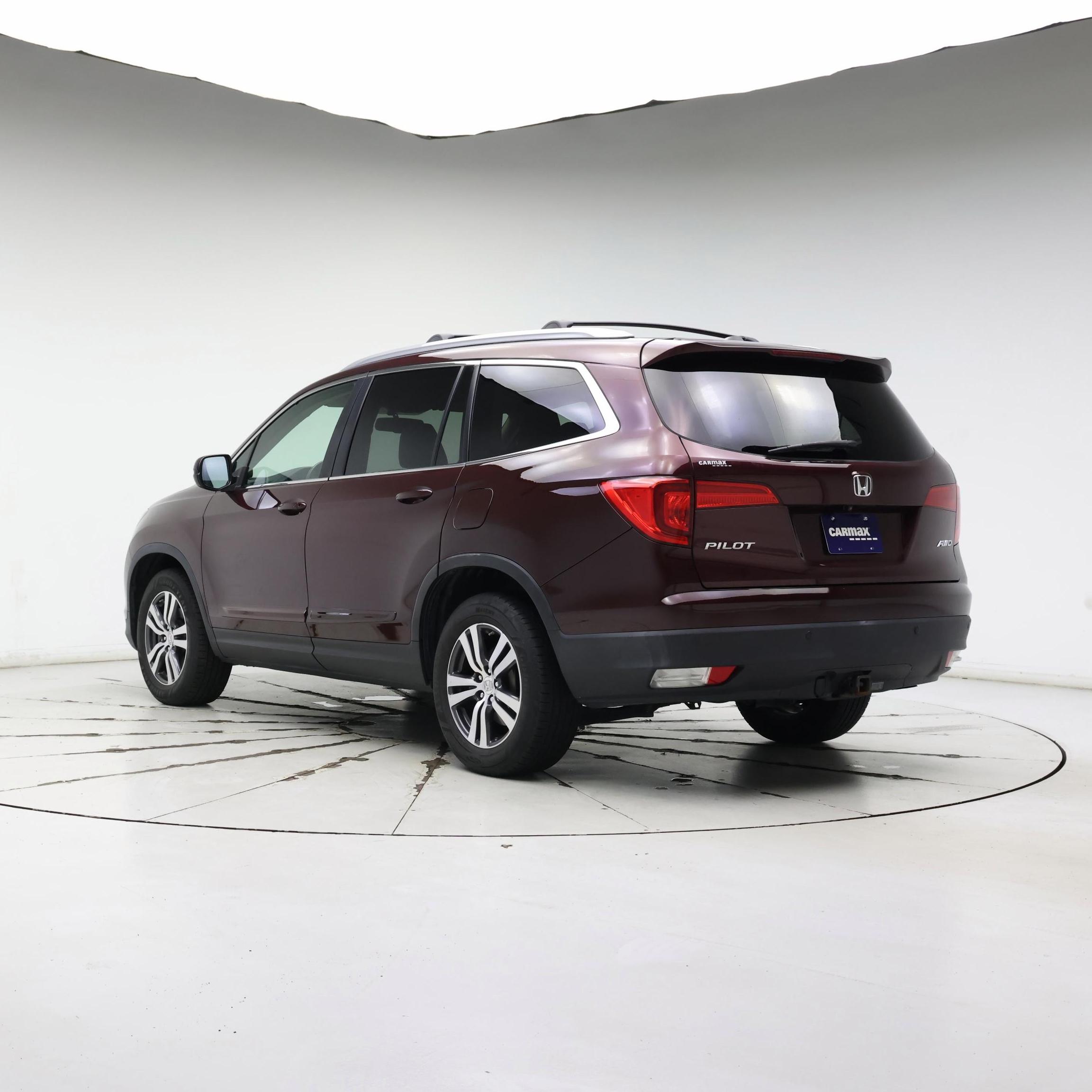 Thumbnail: 2016 Honda Pilot - 2