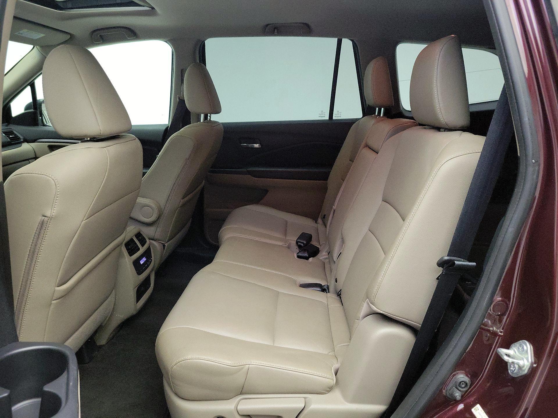 Thumbnail: 2016 Honda Pilot - 20