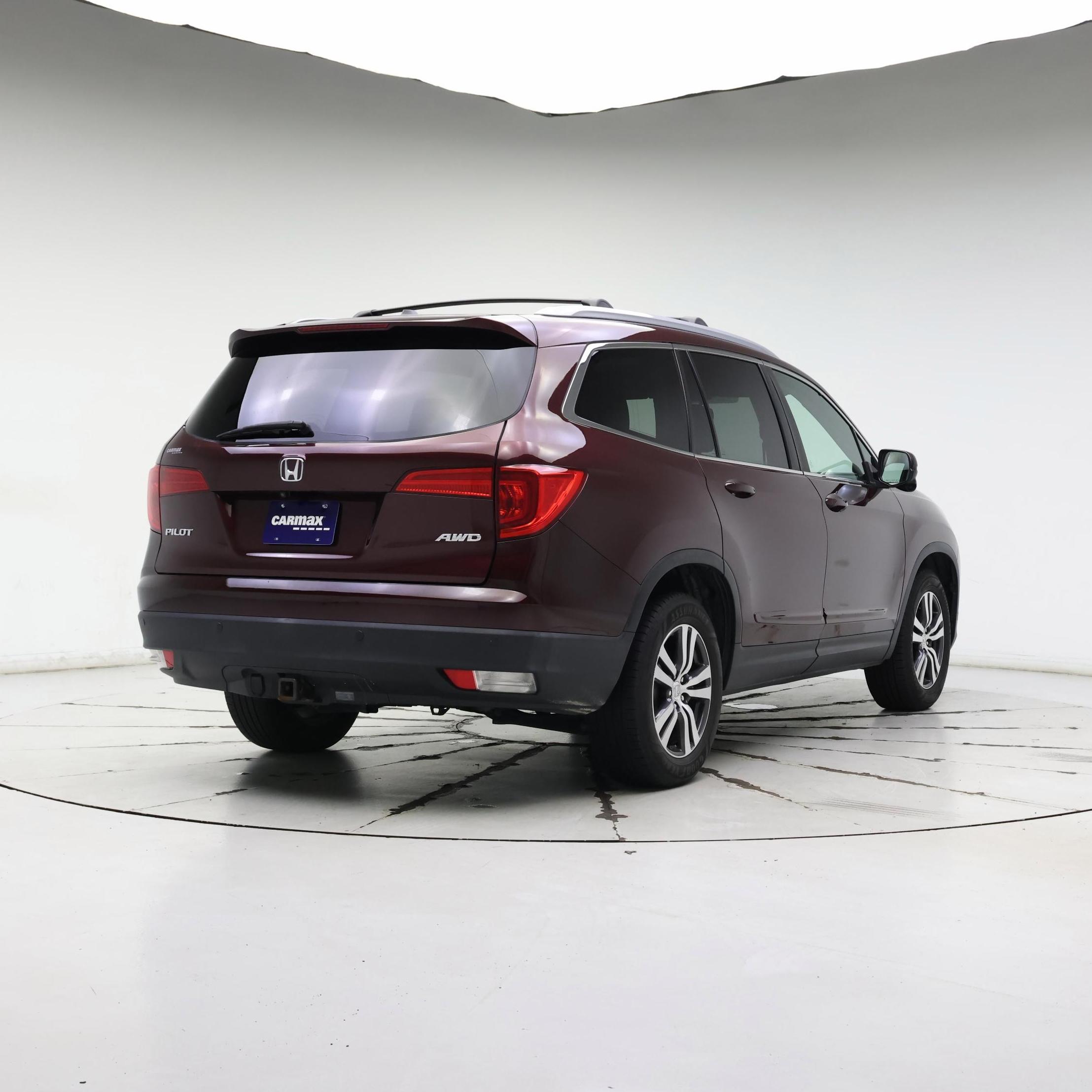 Thumbnail: 2016 Honda Pilot - 8