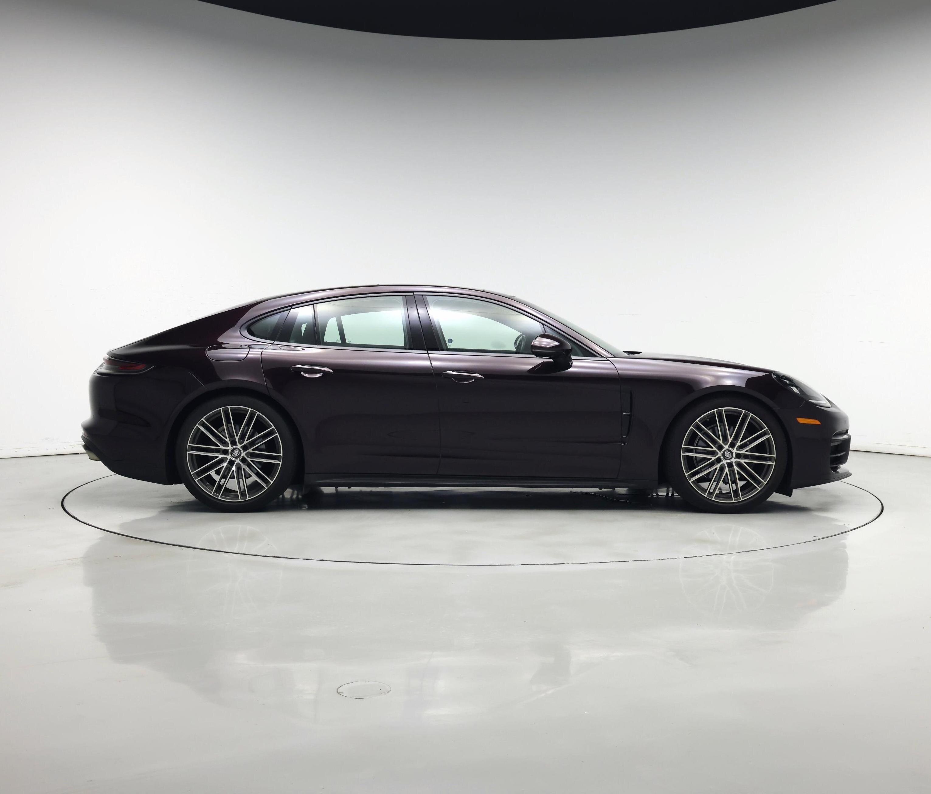 Thumbnail: 2022 Porsche Panamera - 7