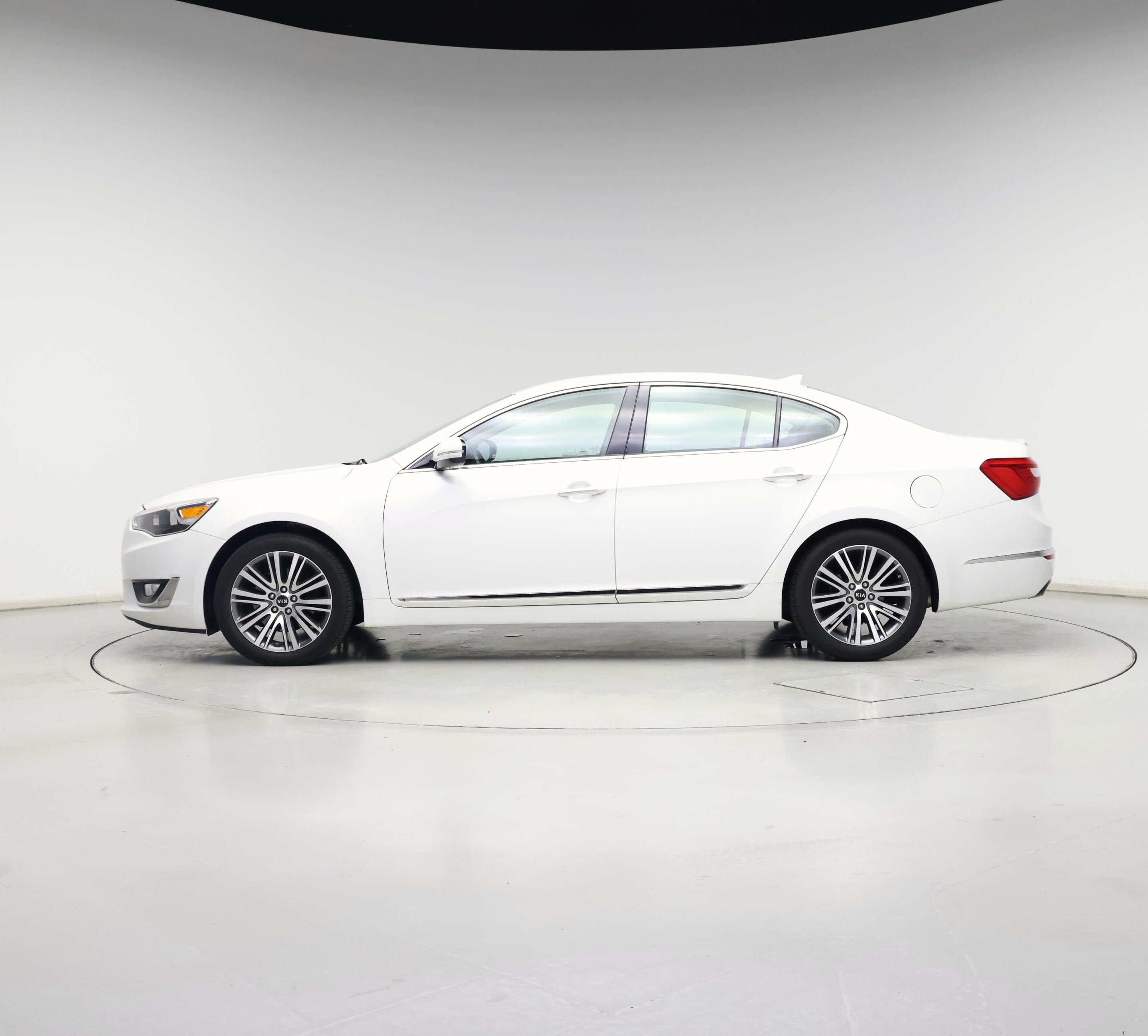 Thumbnail: 2016 Kia Cadenza - 3