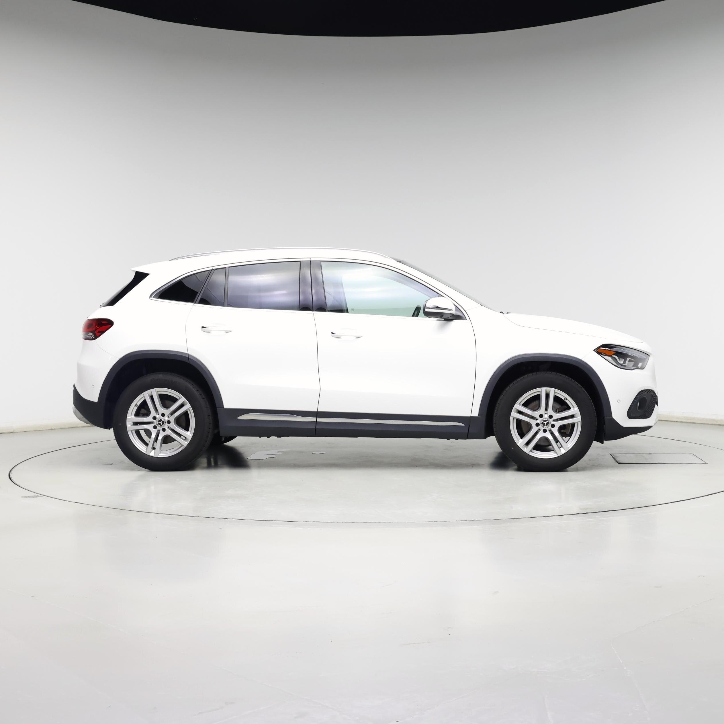 Thumbnail: 2023 Mercedes-Benz GLA - 7