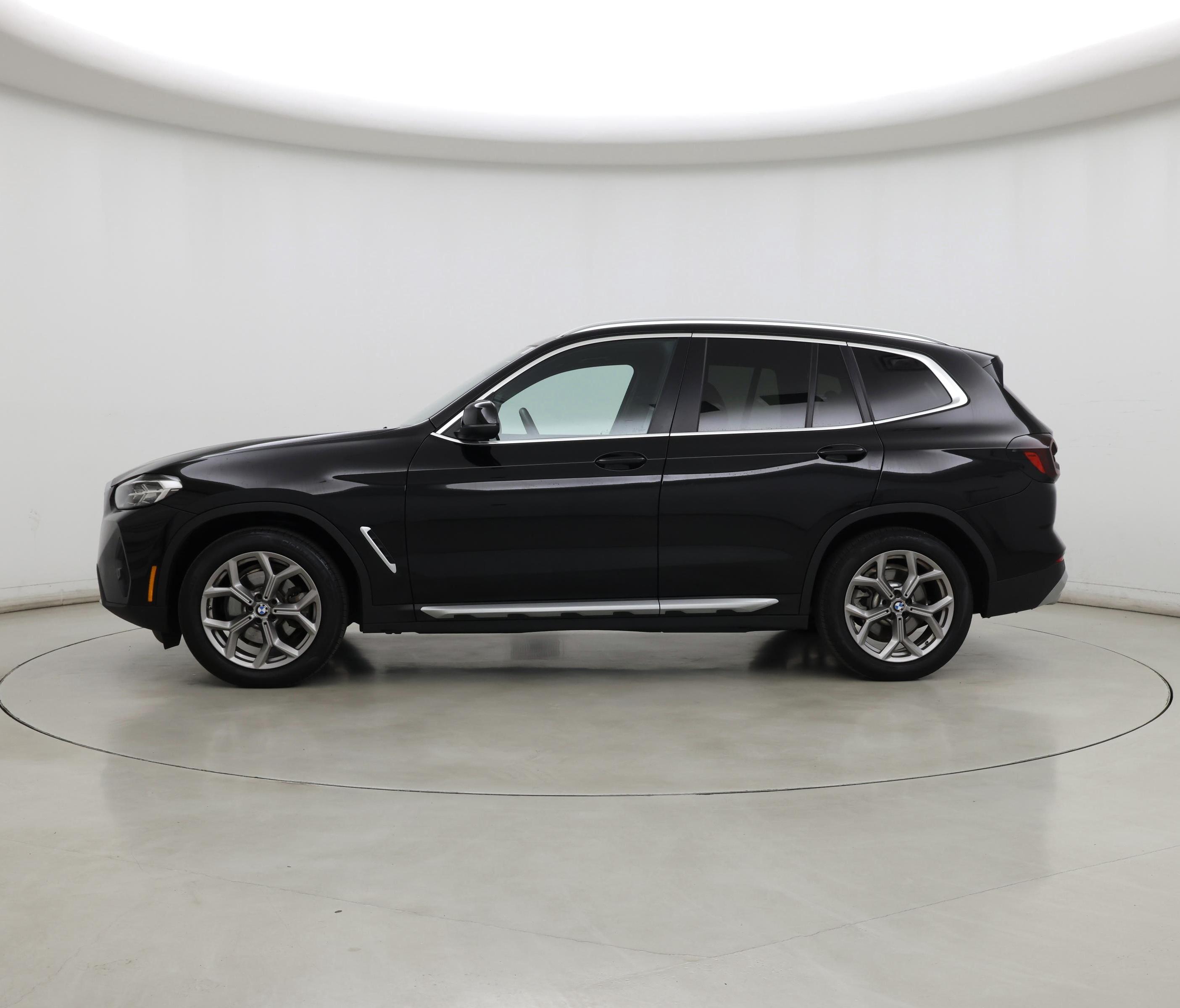 Thumbnail: 2022 BMW X3 - 3