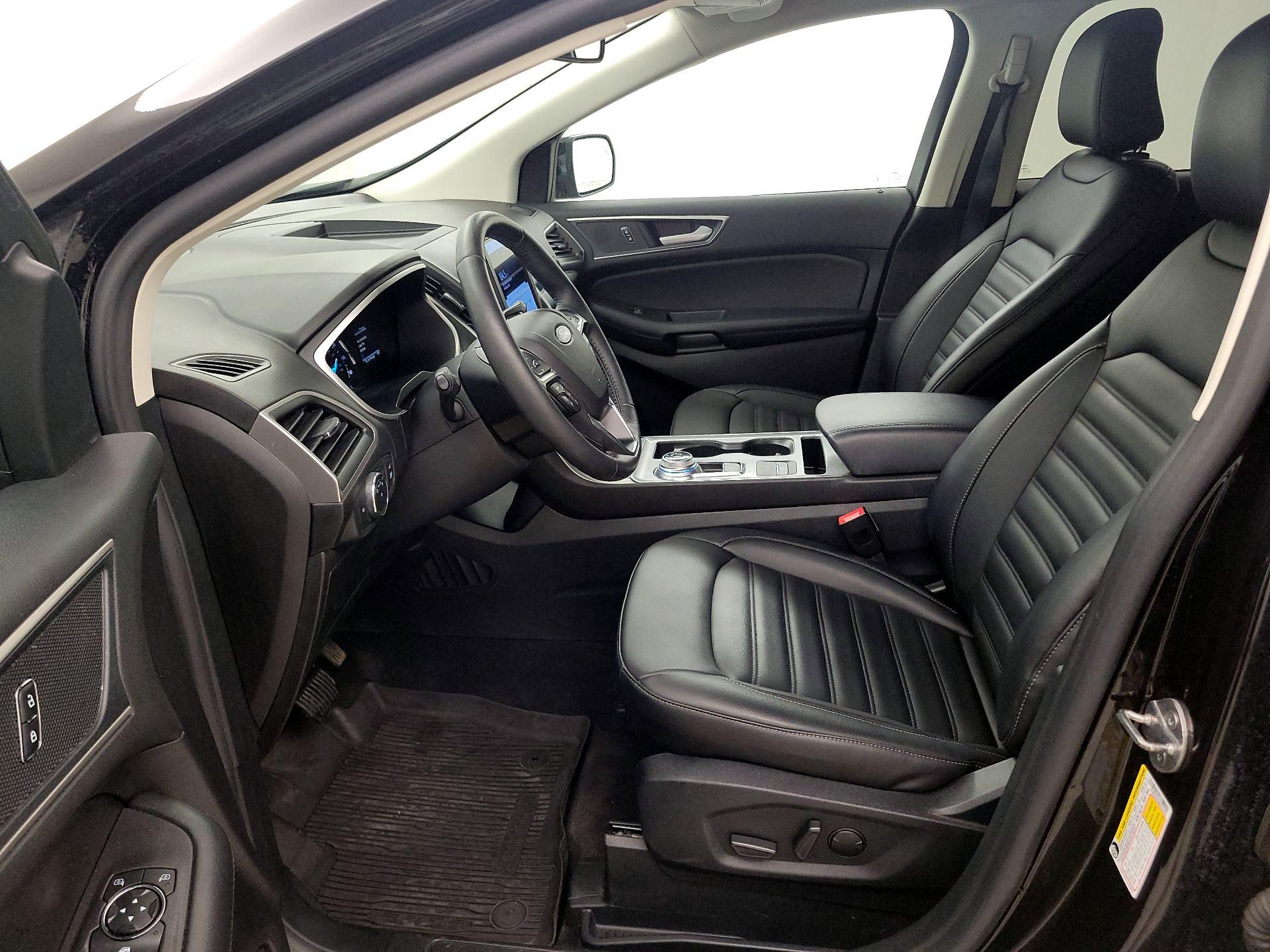 Thumbnail: 2021 Ford Edge - 11