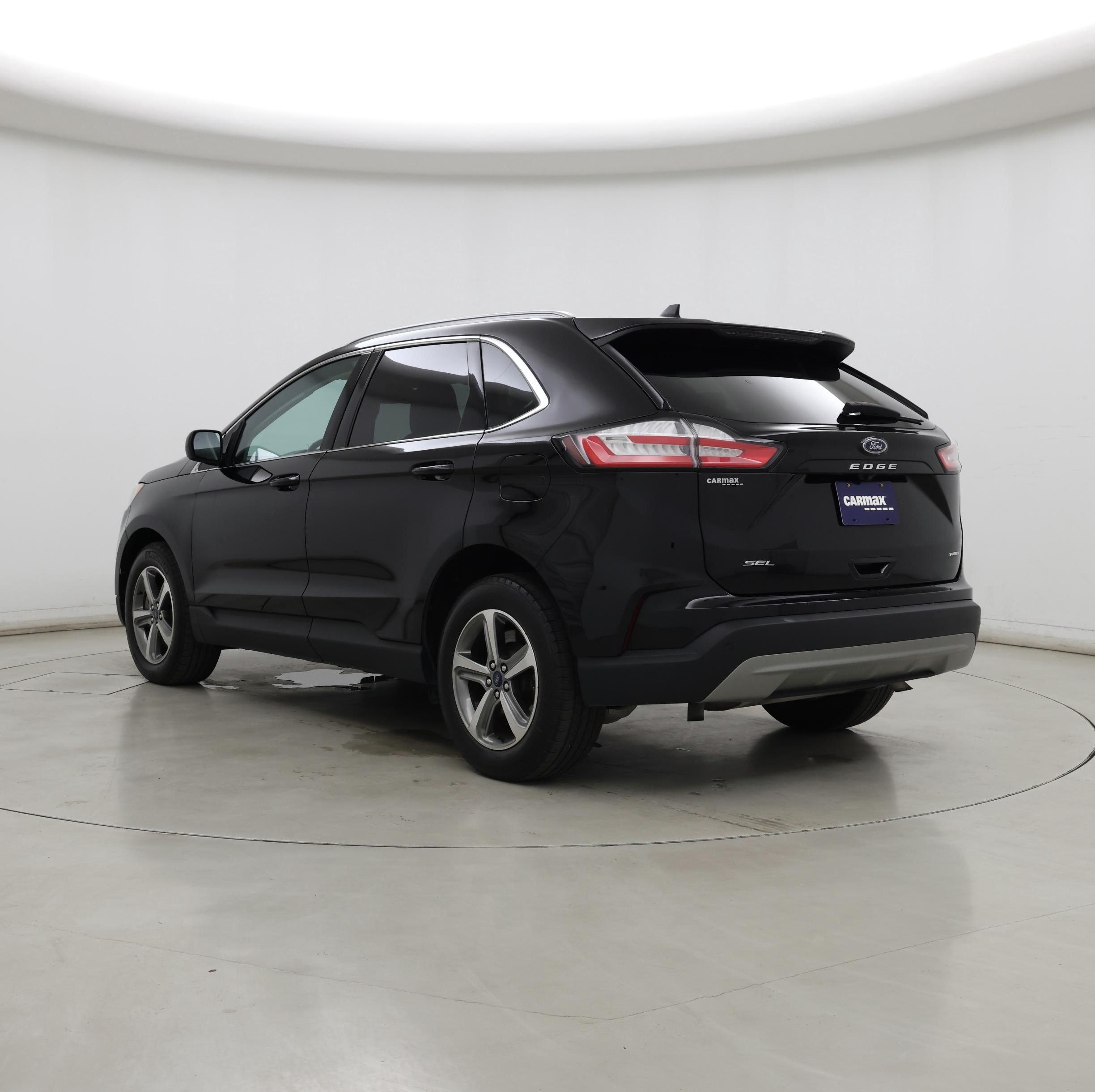 Thumbnail: 2021 Ford Edge - 2