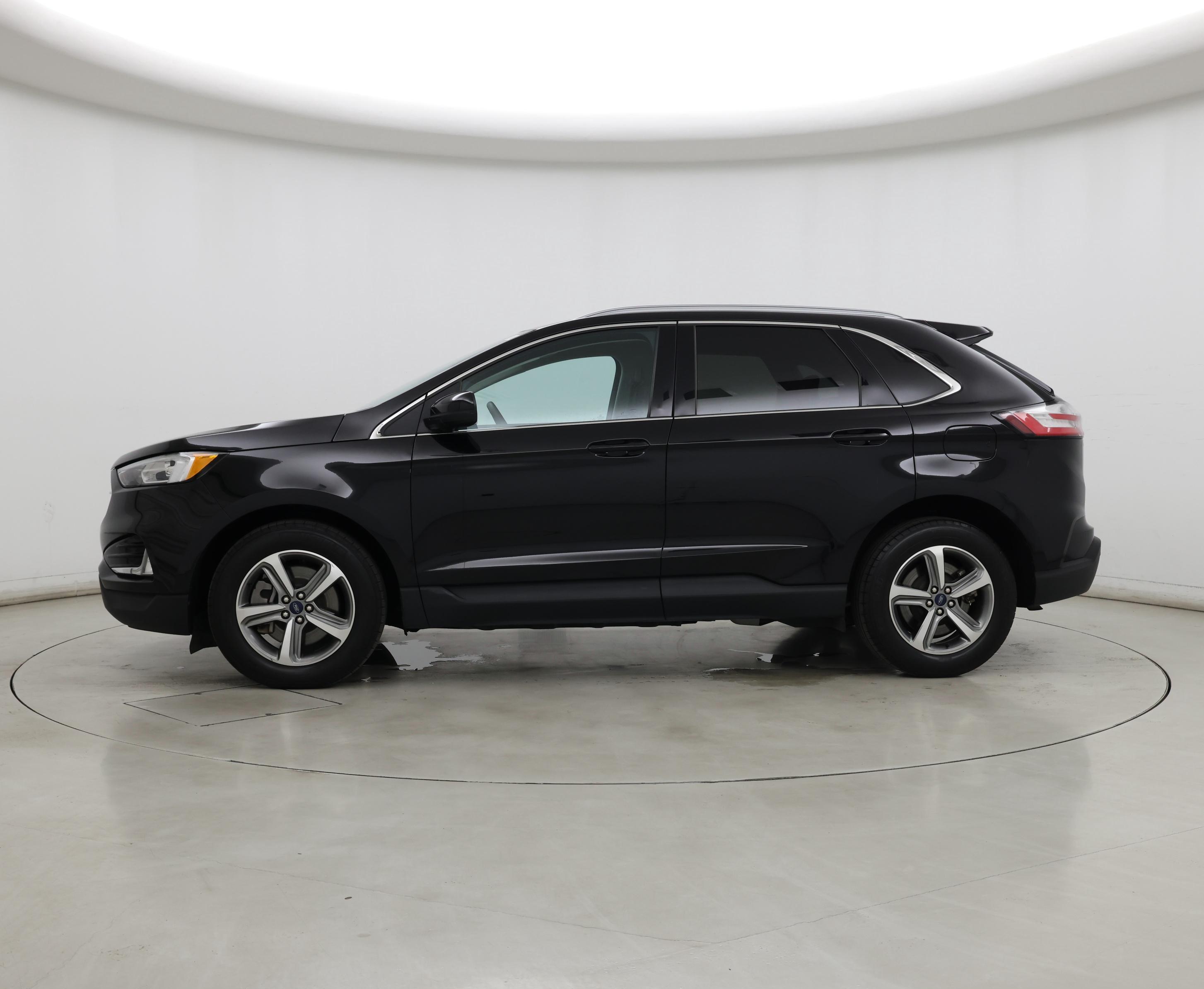 Thumbnail: 2021 Ford Edge - 3