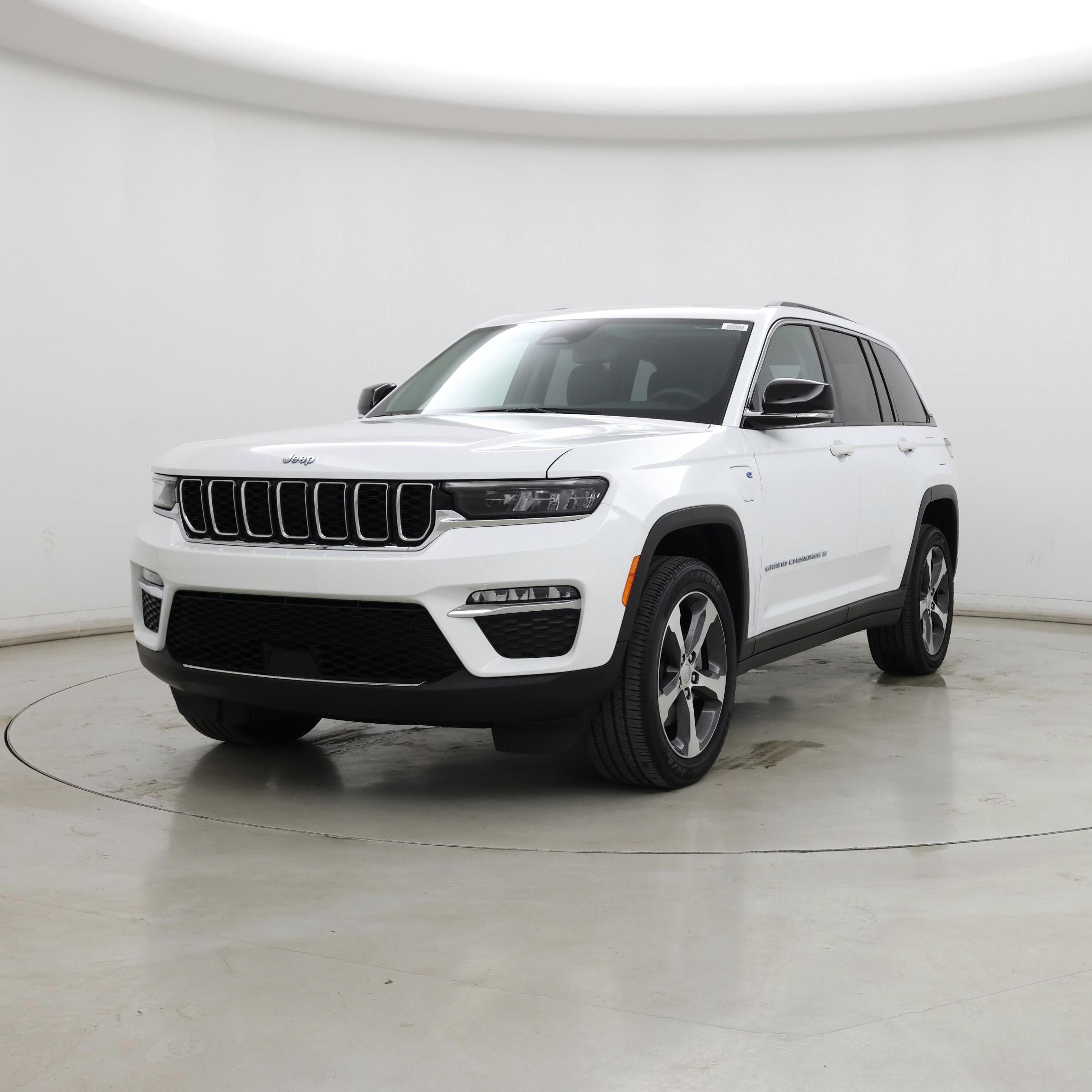 Thumbnail: 2023 Jeep Grand Cherokee - 4
