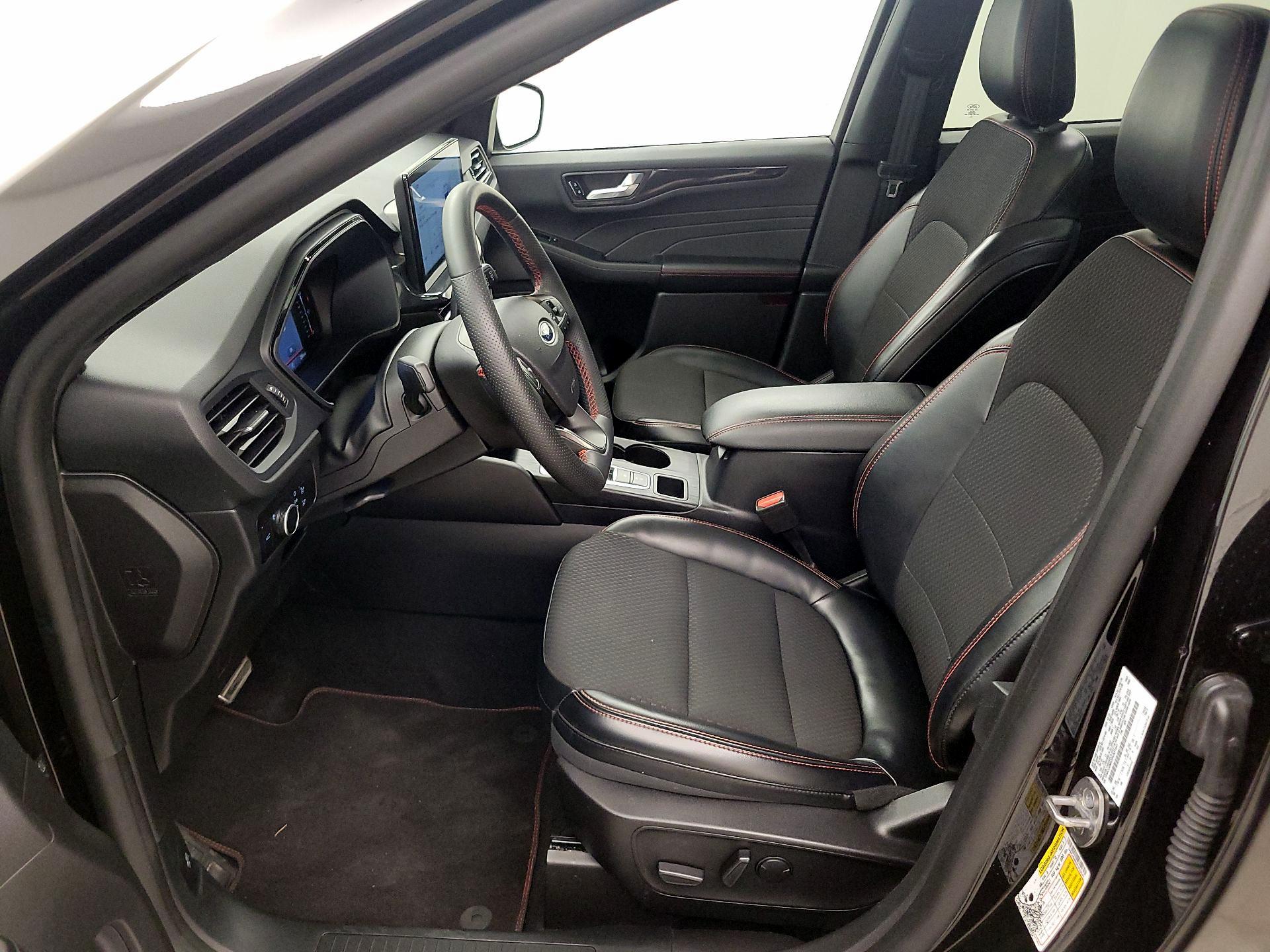 Thumbnail: 2023 Ford Escape - 11