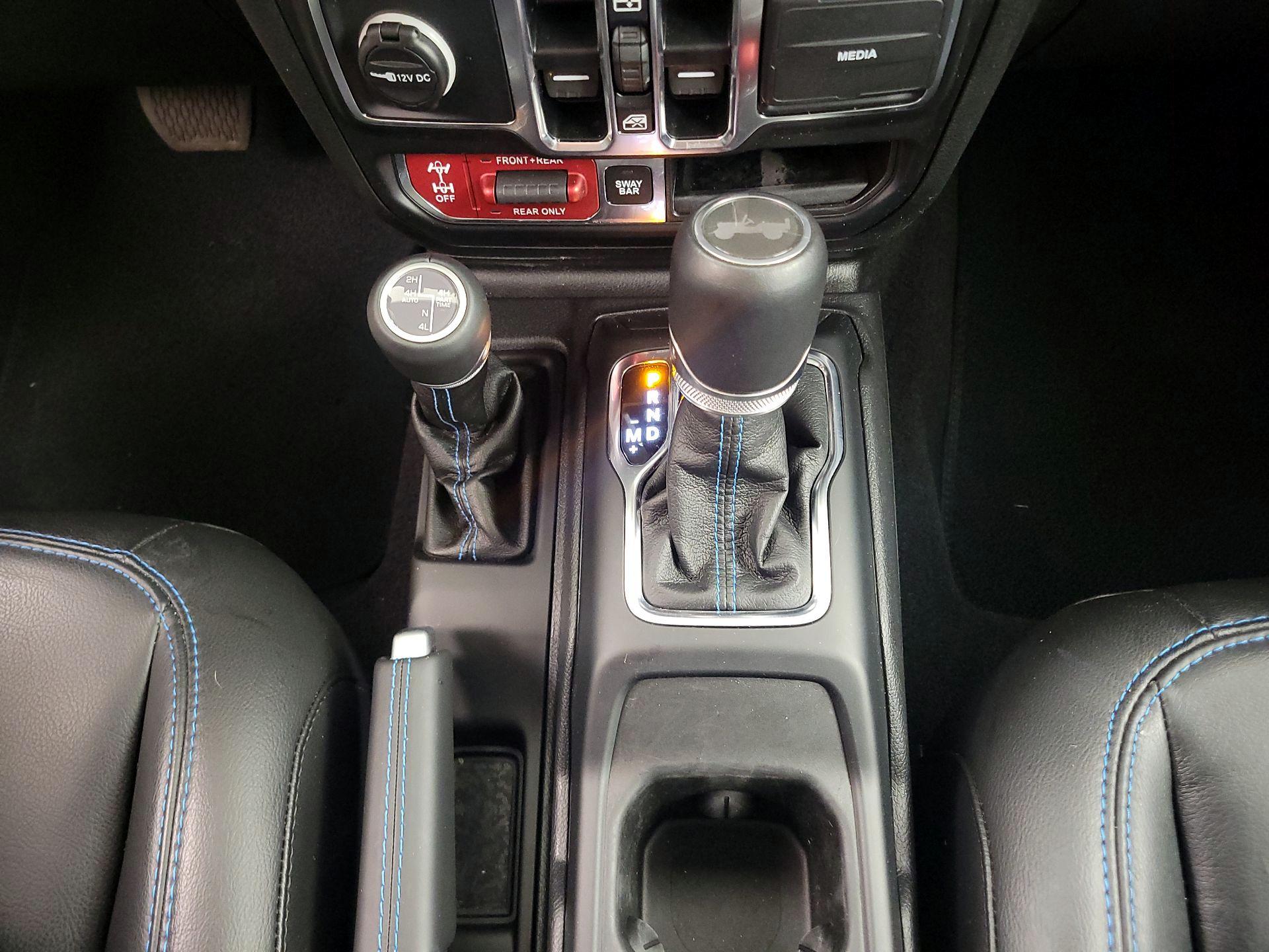 Thumbnail: 2023 Jeep Wrangler - 18