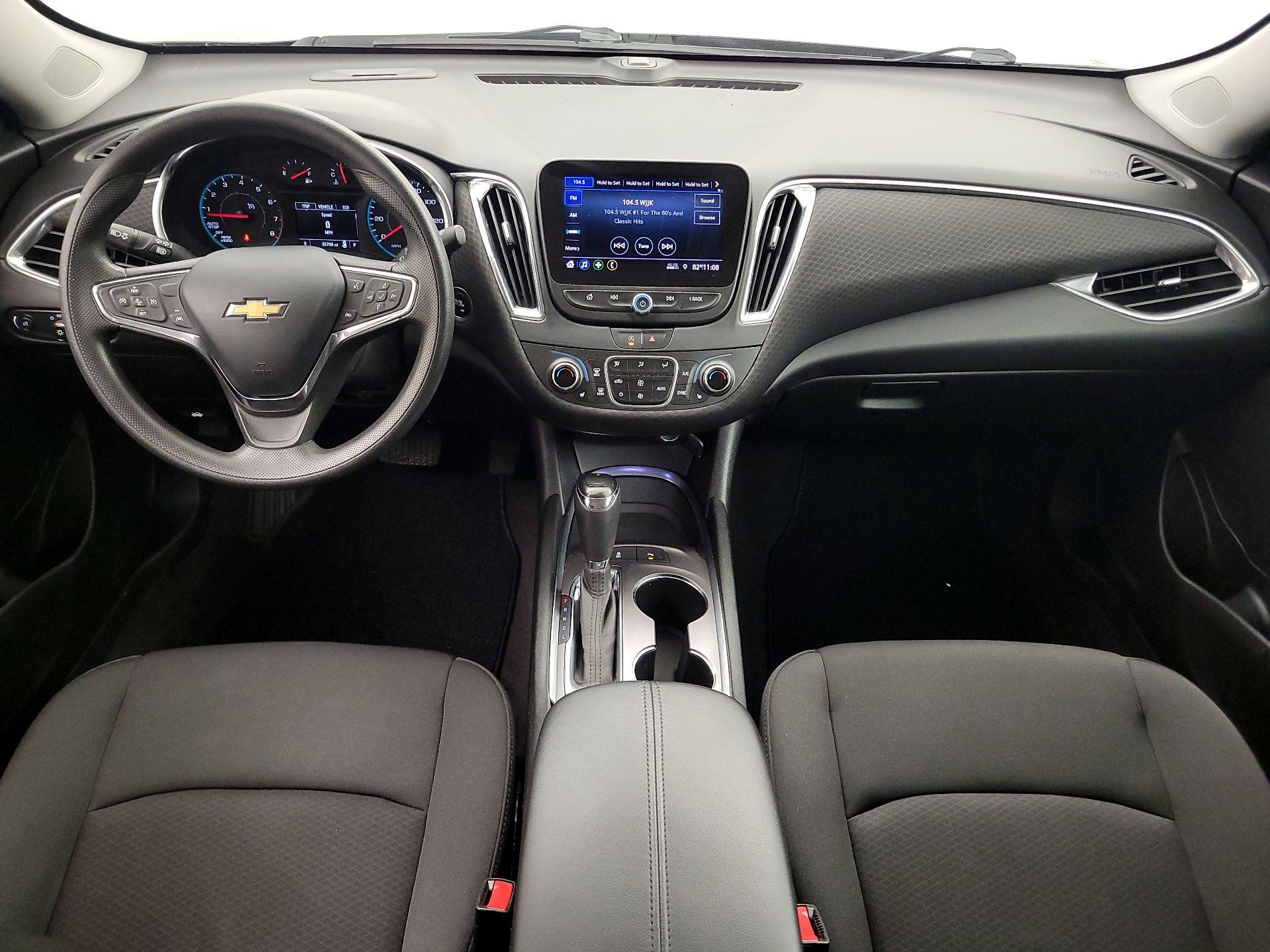 Thumbnail: 2020 Chevrolet Malibu - 9