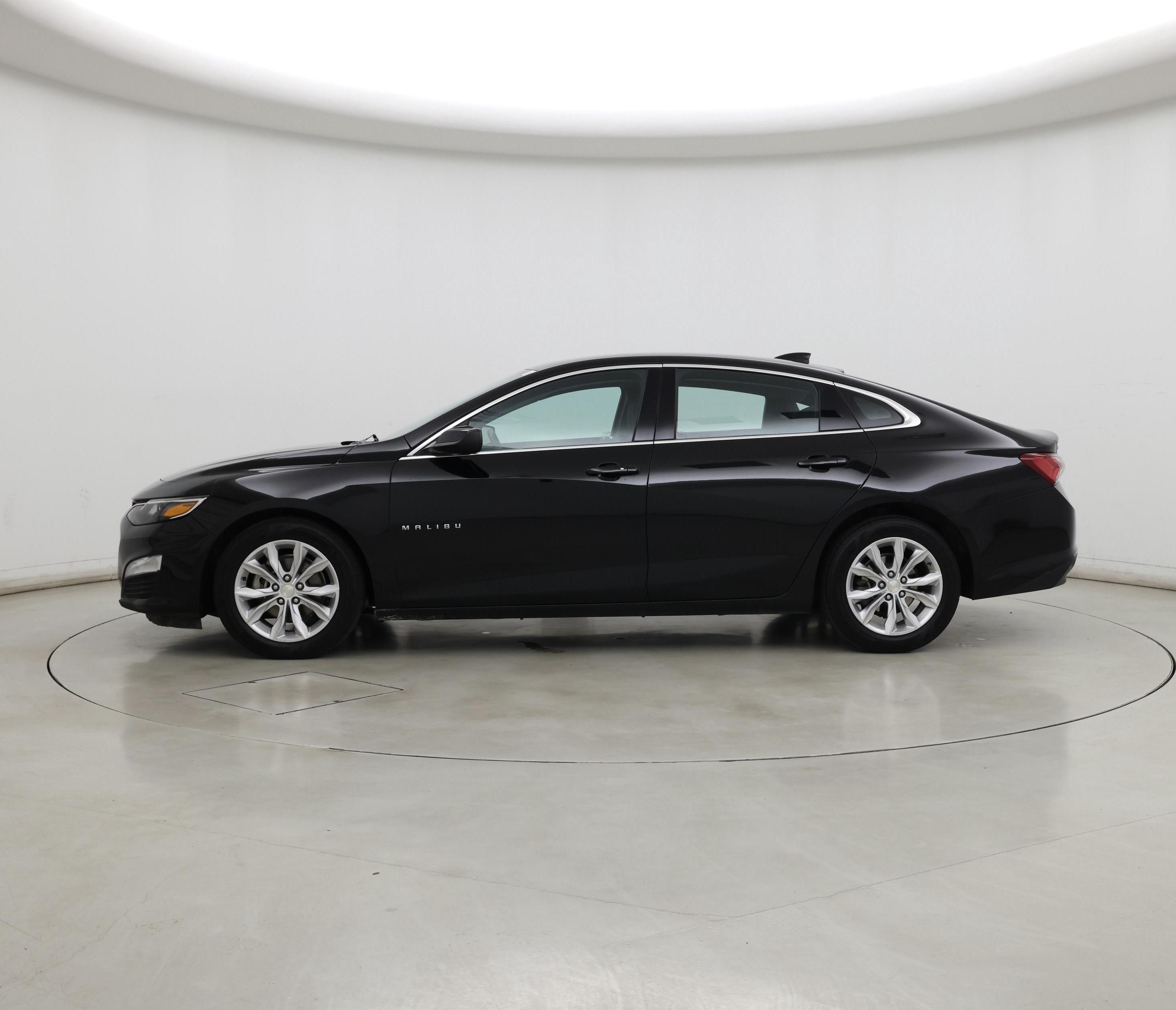Thumbnail: 2020 Chevrolet Malibu - 3