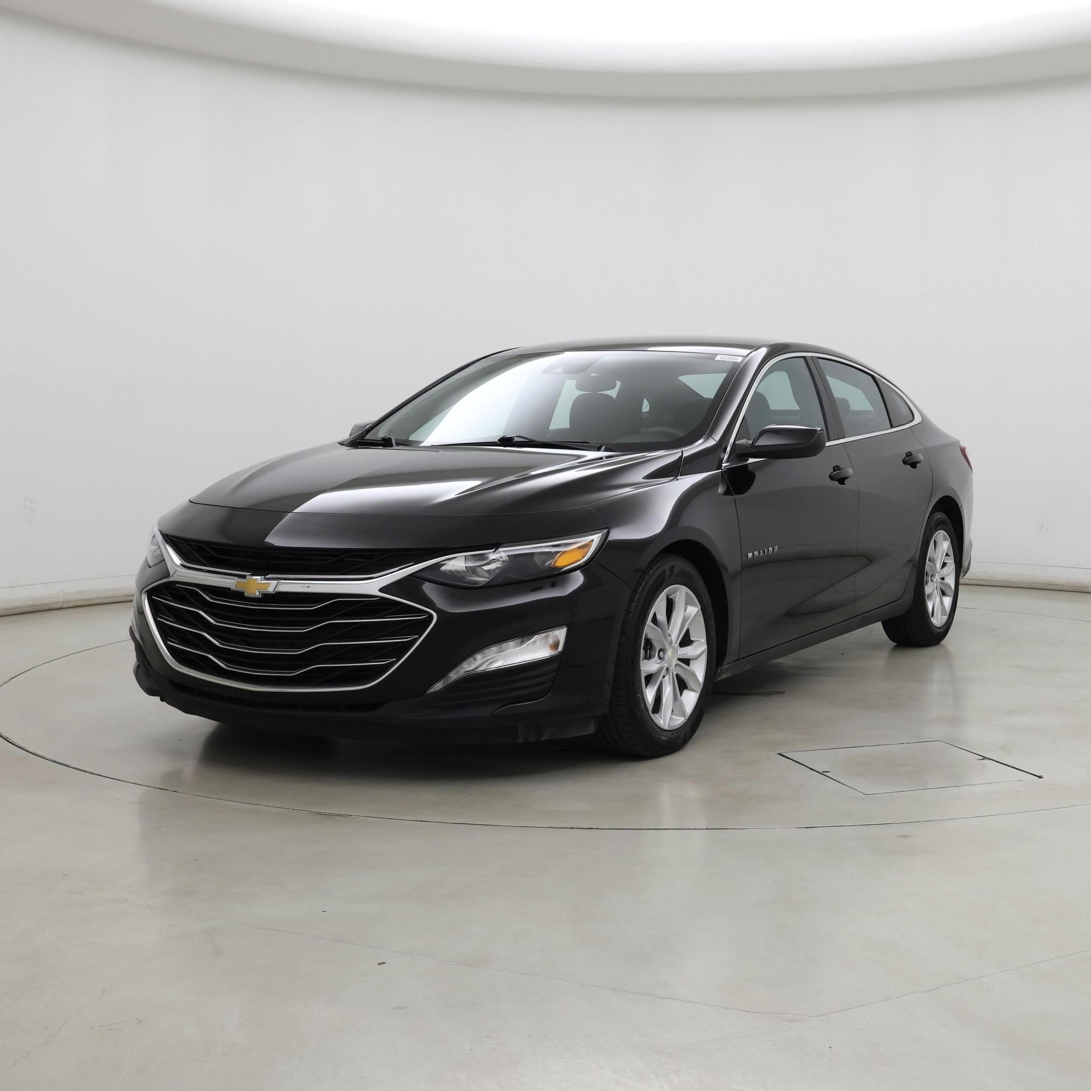 Thumbnail: 2020 Chevrolet Malibu - 4