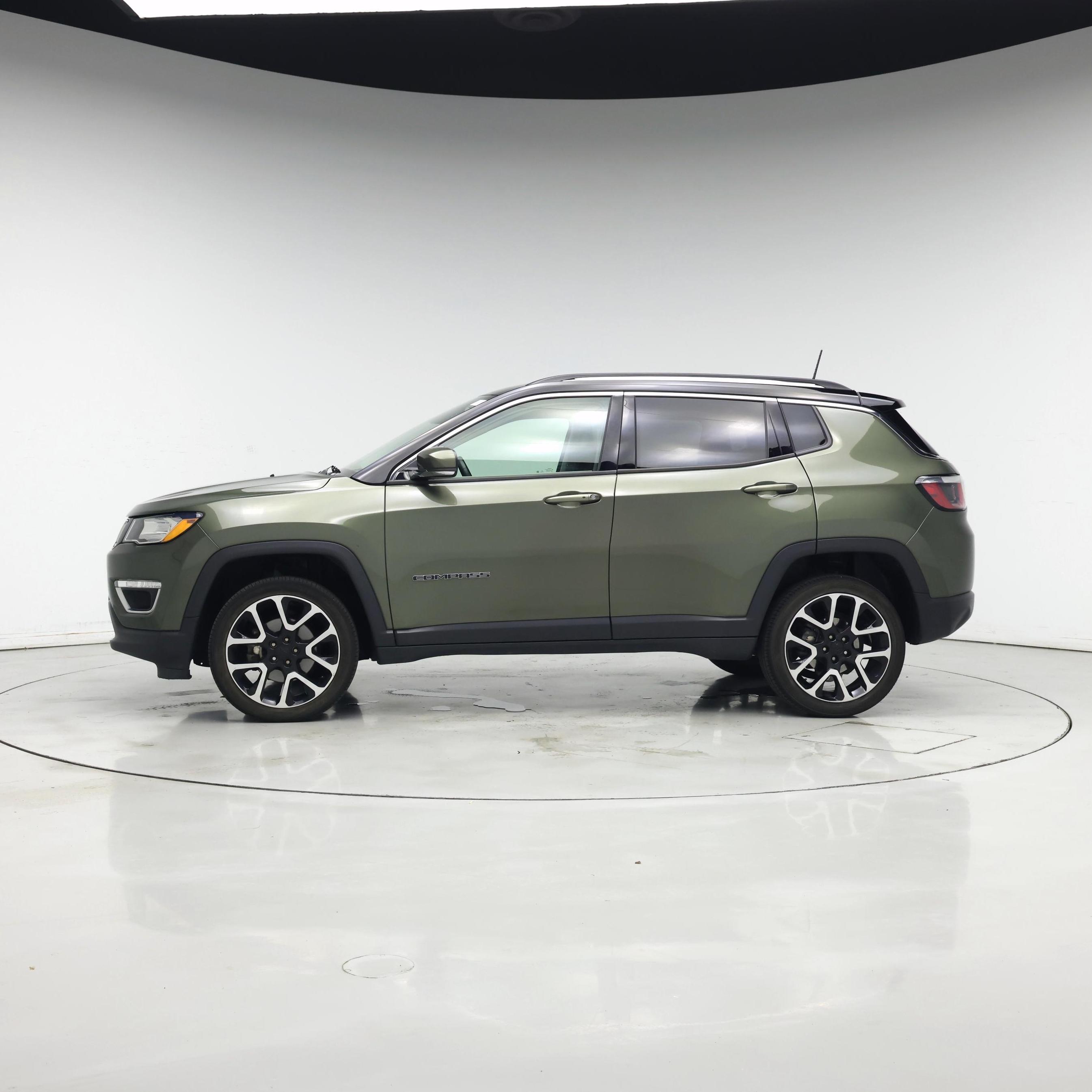 Thumbnail: 2018 Jeep Compass - 3