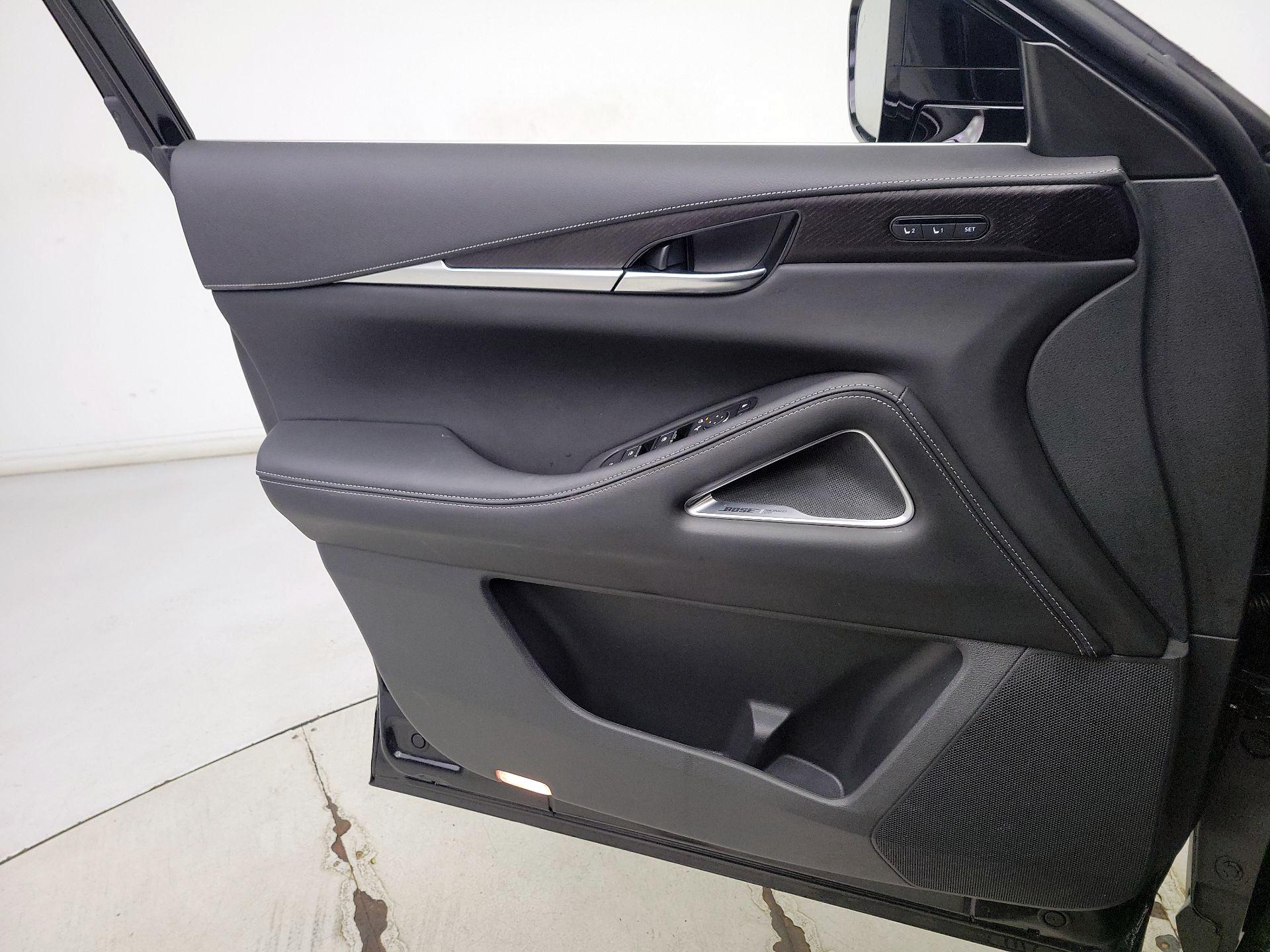 Thumbnail: 2023 INFINITI QX60 - 12