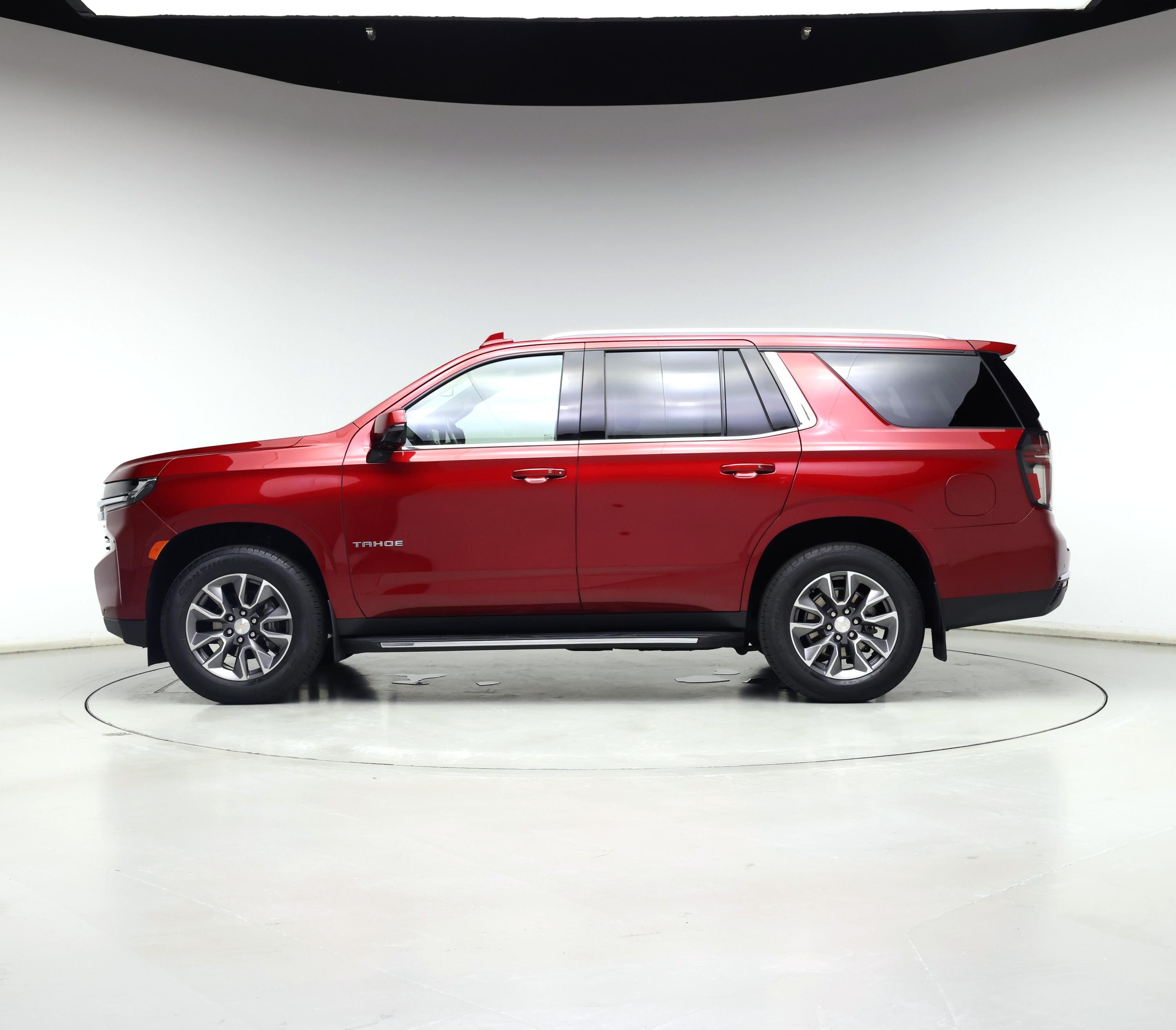 Thumbnail: 2022 Chevrolet Tahoe - 3