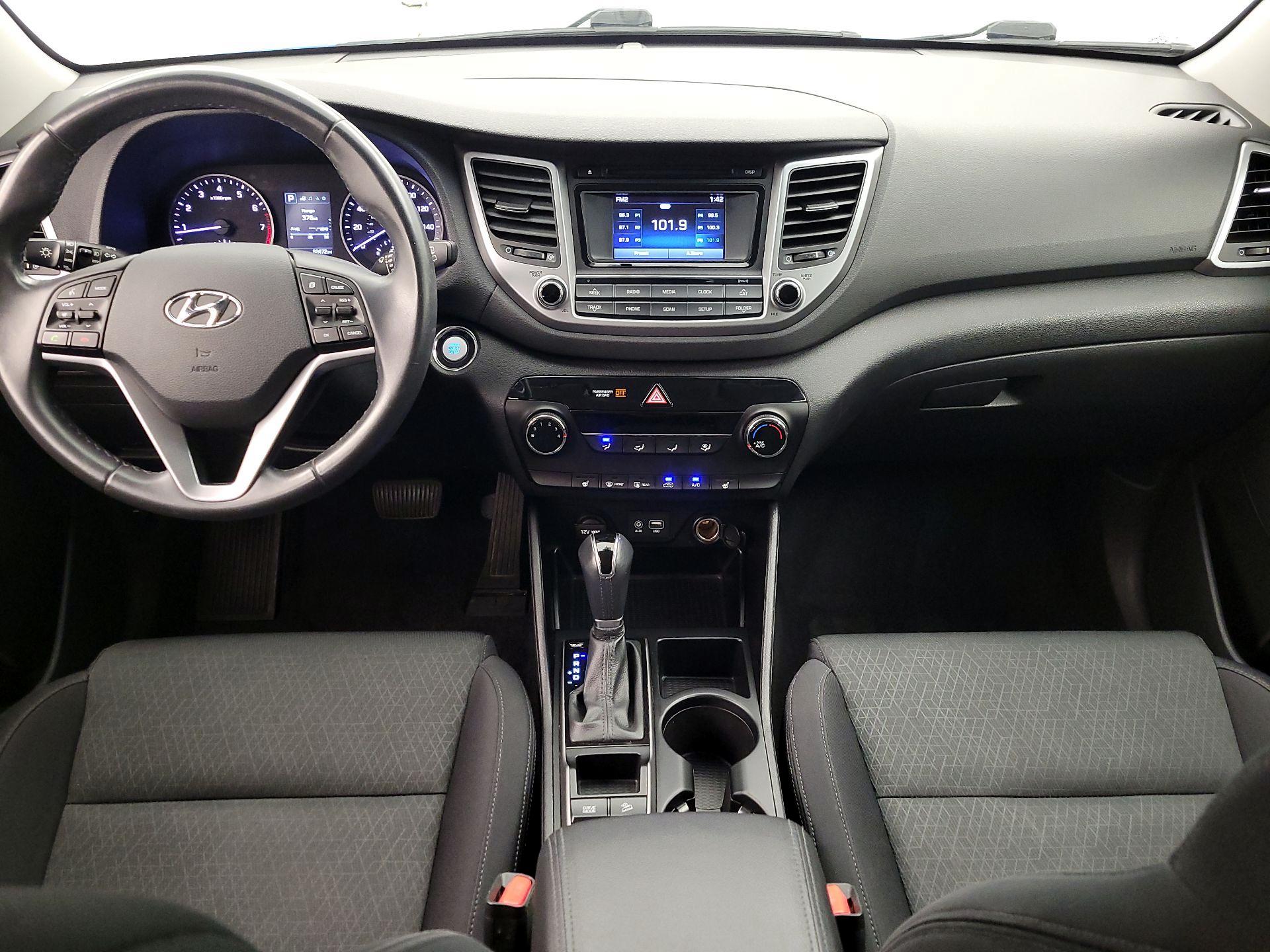 Thumbnail: 2016 Hyundai Tucson - 9