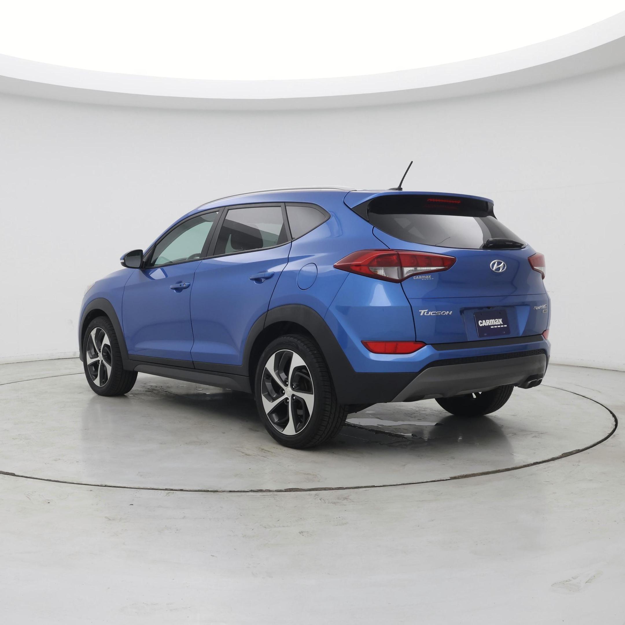 Thumbnail: 2016 Hyundai Tucson - 2