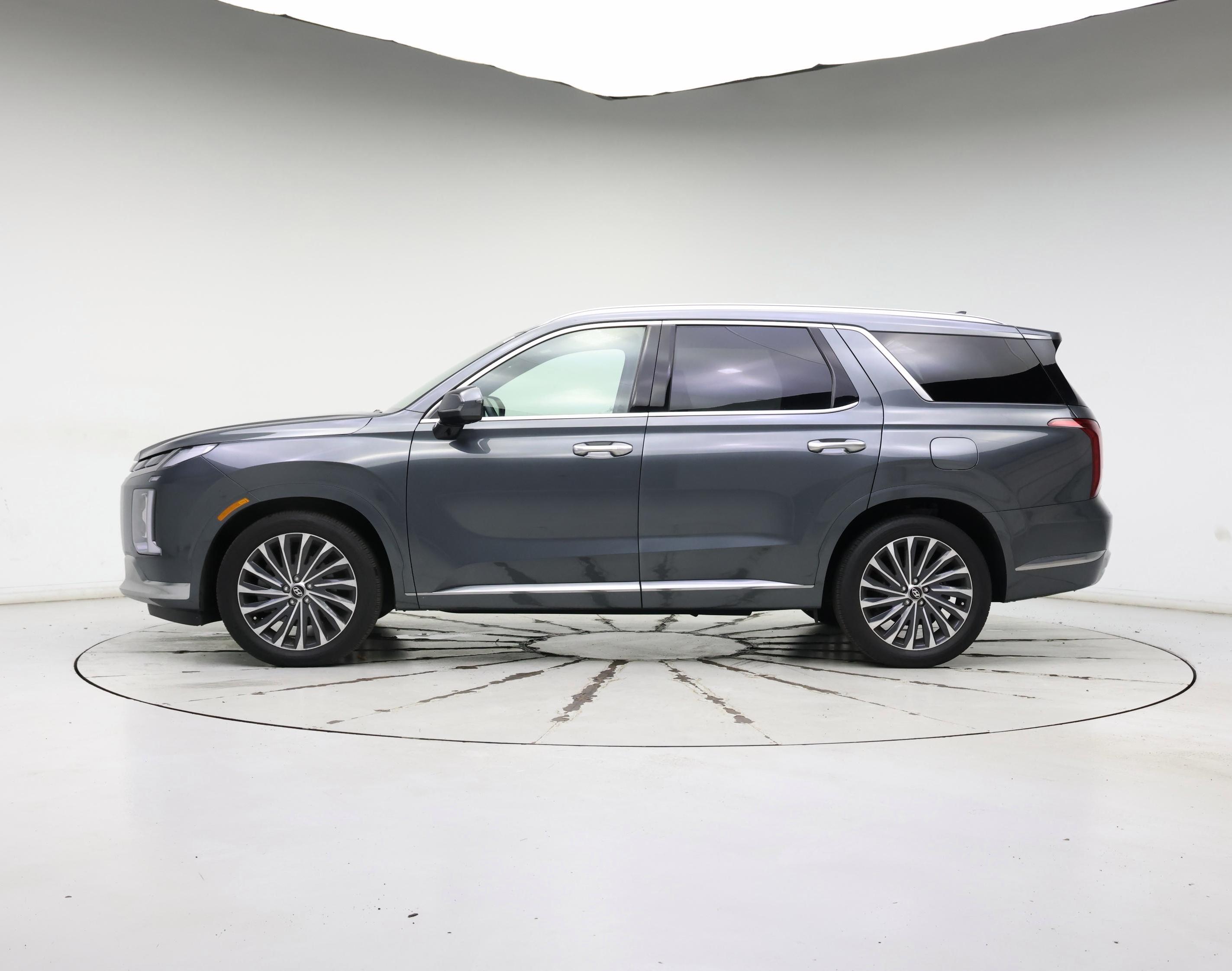 Thumbnail: 2023 Hyundai Palisade - 3