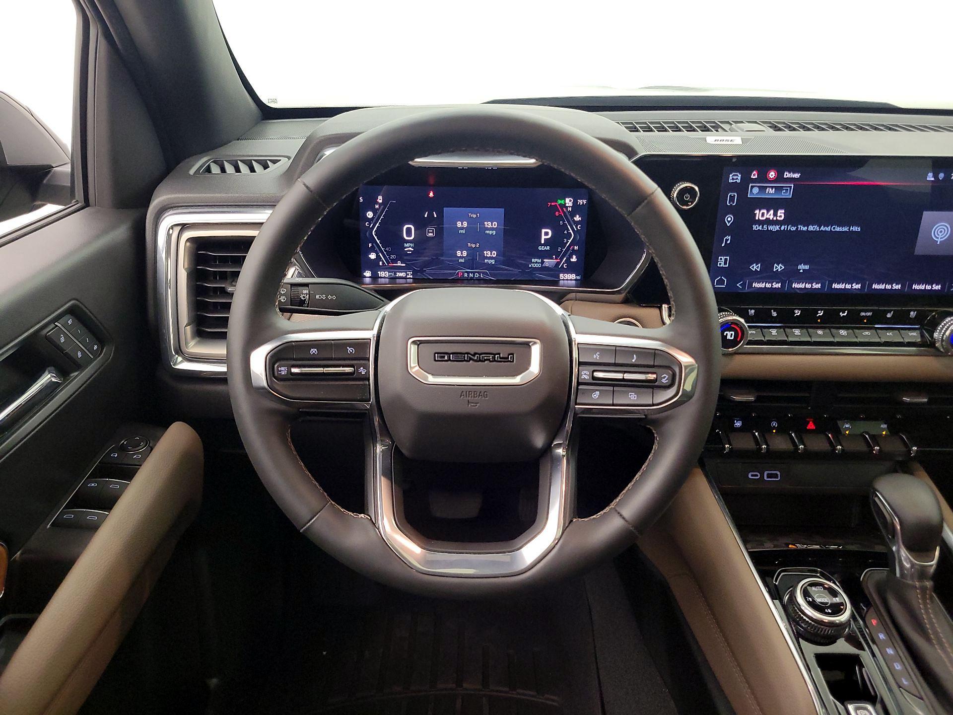 Thumbnail: 2024 GMC Canyon - 10