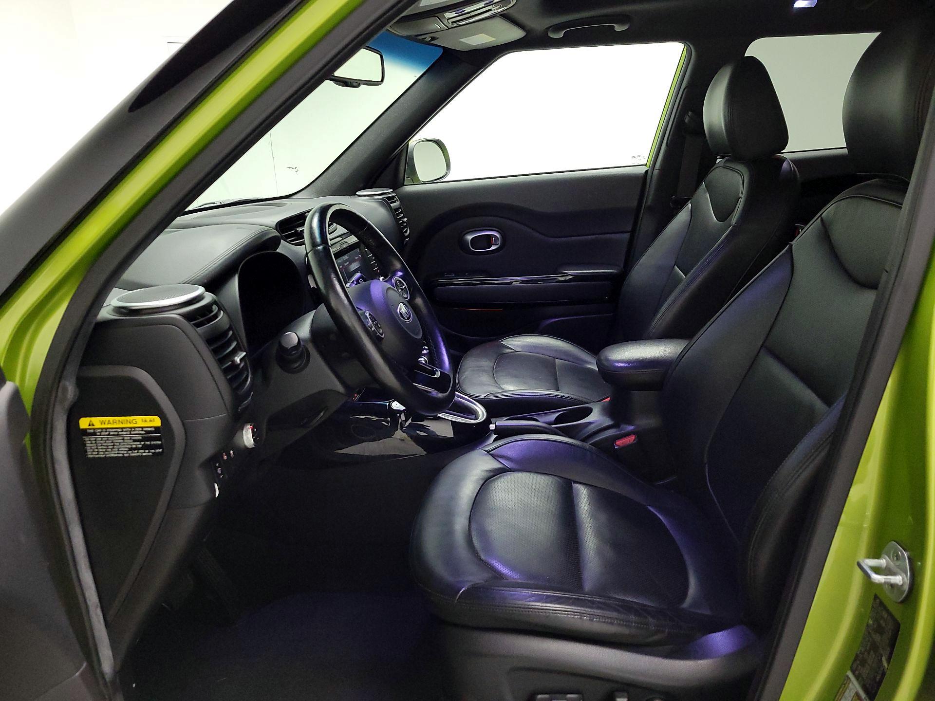 Thumbnail: 2015 Kia Soul - 11