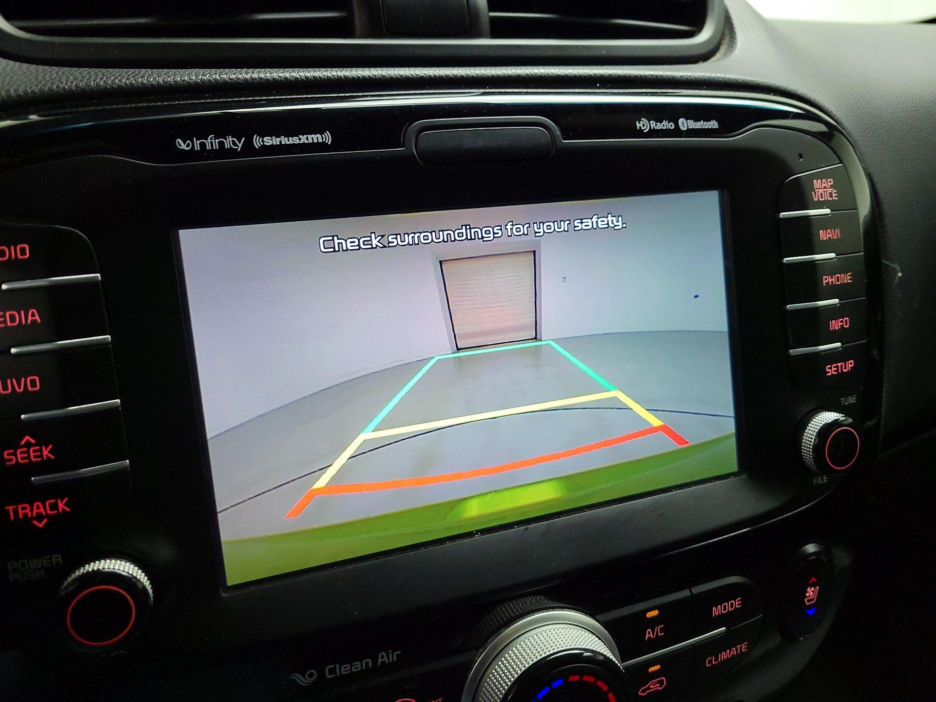 Thumbnail: 2015 Kia Soul - 14