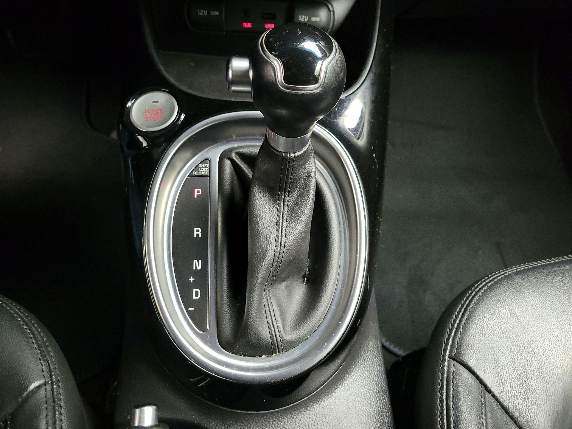 Thumbnail: 2015 Kia Soul - 17