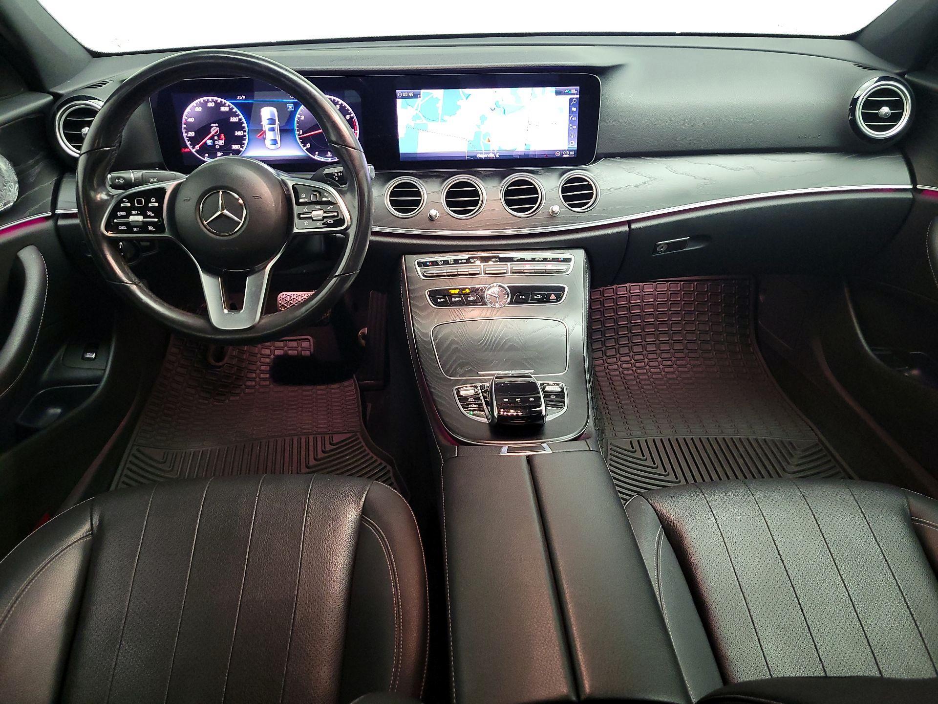 Thumbnail: 2020 Mercedes-Benz E-Class - 9