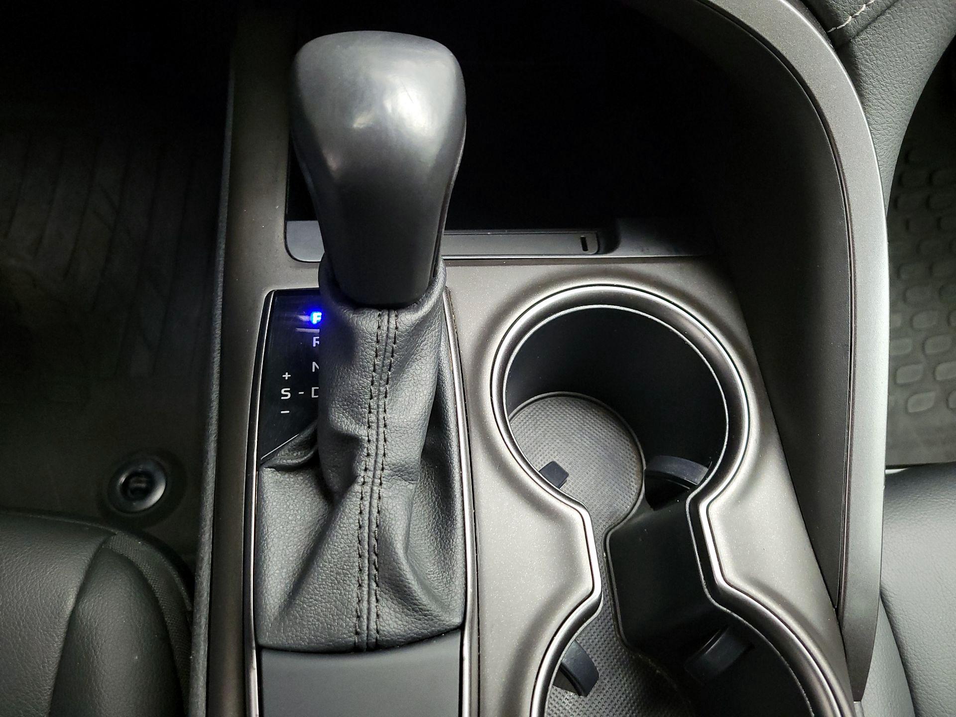 Thumbnail: 2021 Toyota Camry - 17