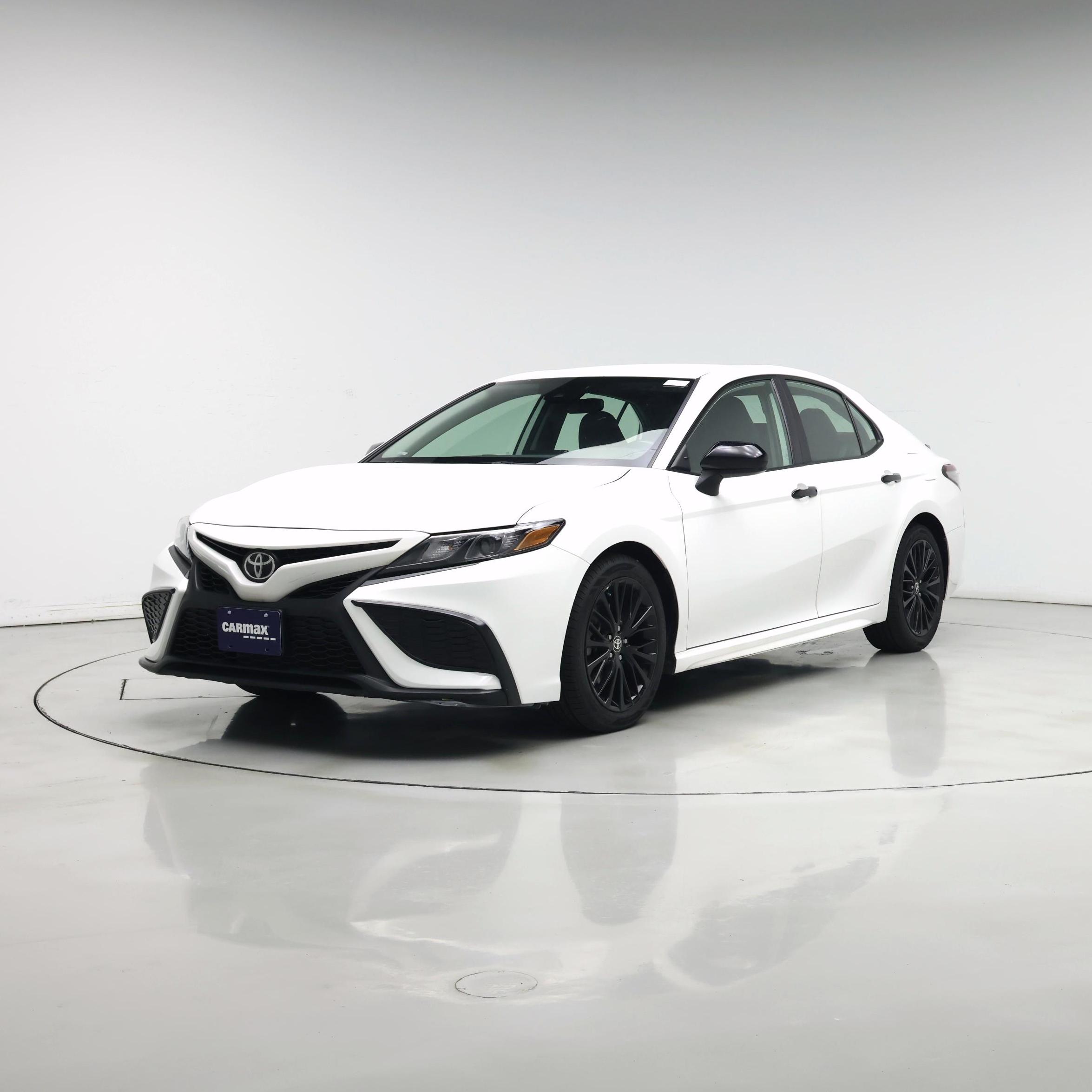 Thumbnail: 2021 Toyota Camry - 4