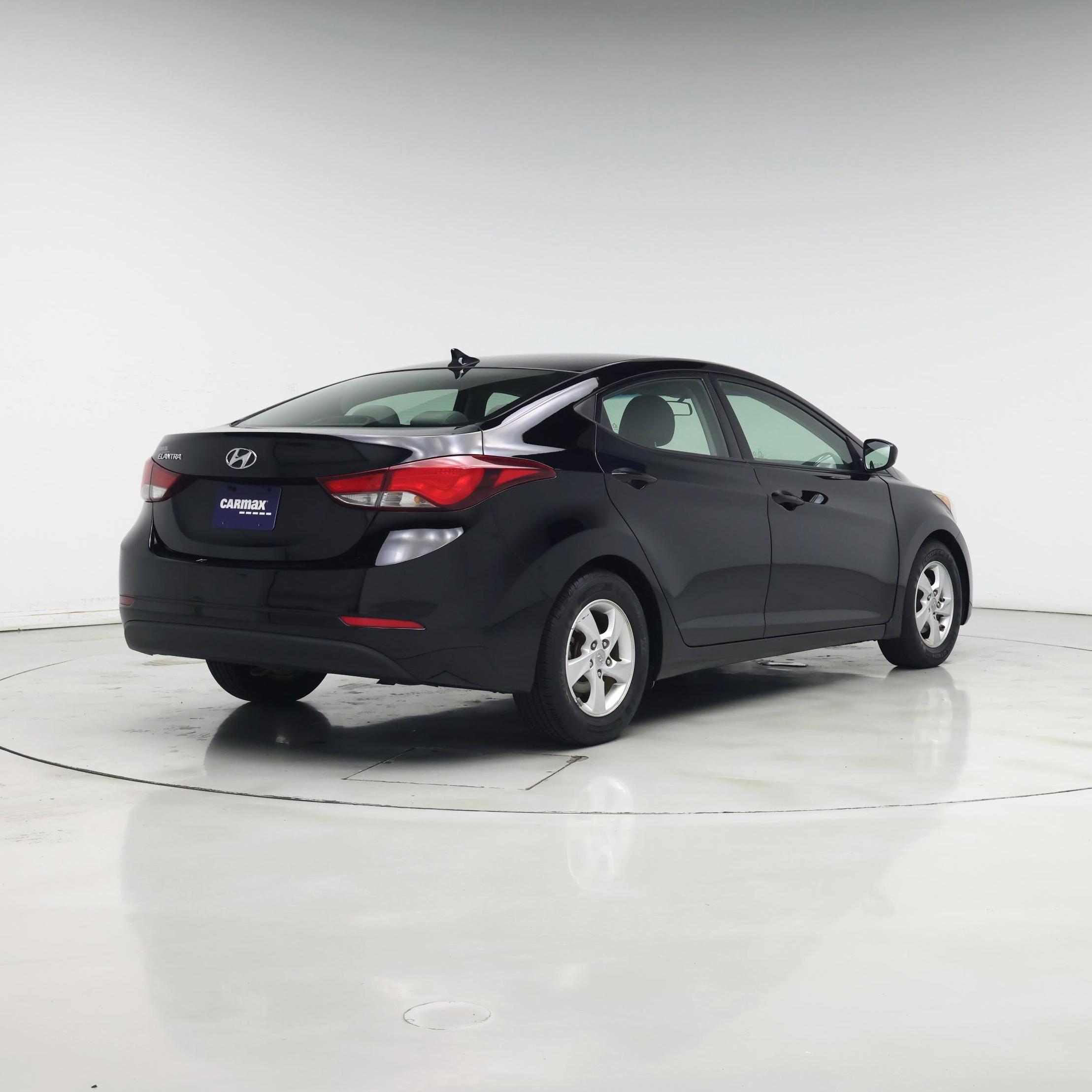Thumbnail: 2015 Hyundai Elantra - 8
