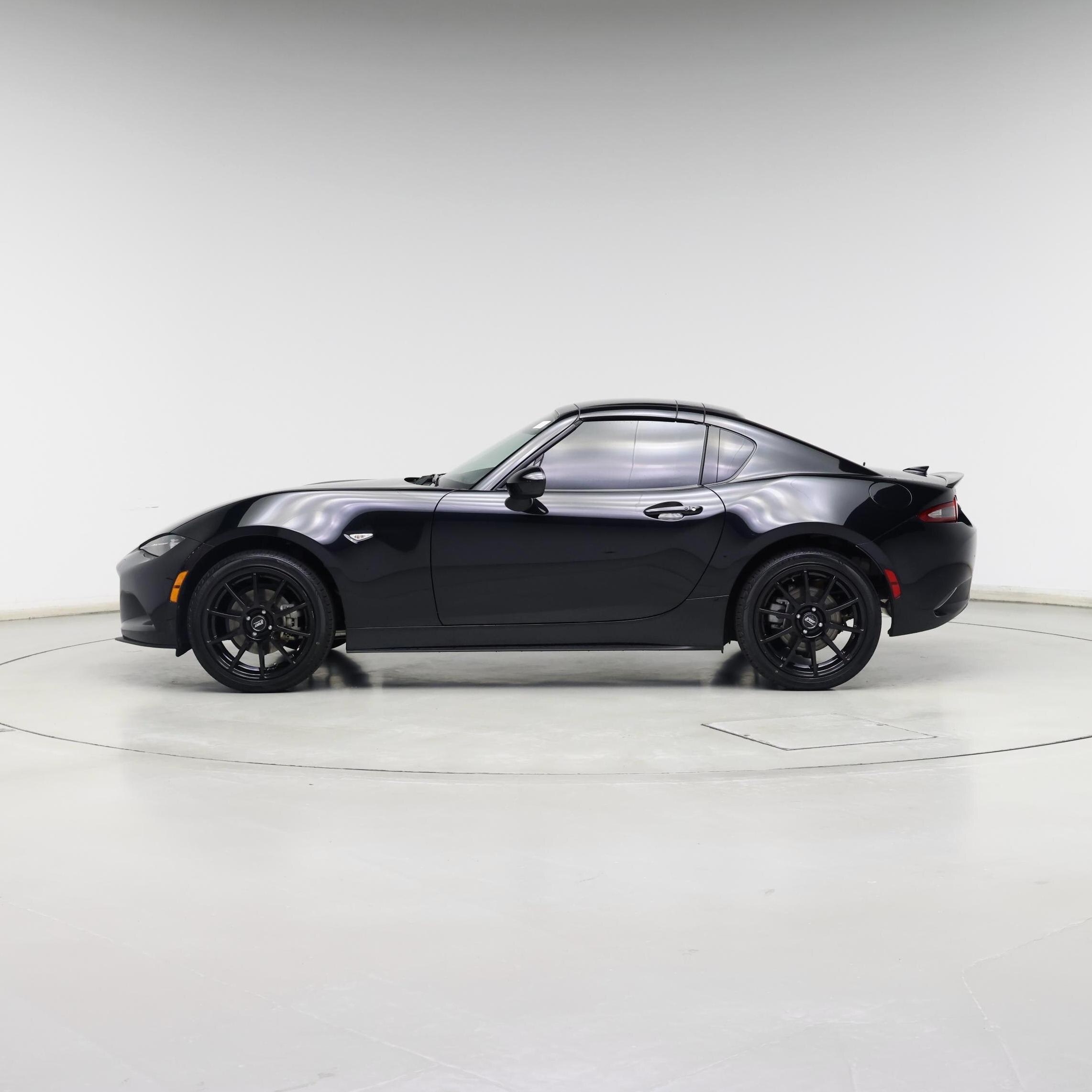 Thumbnail: 2019 Mazda MX-5 Miata - 3