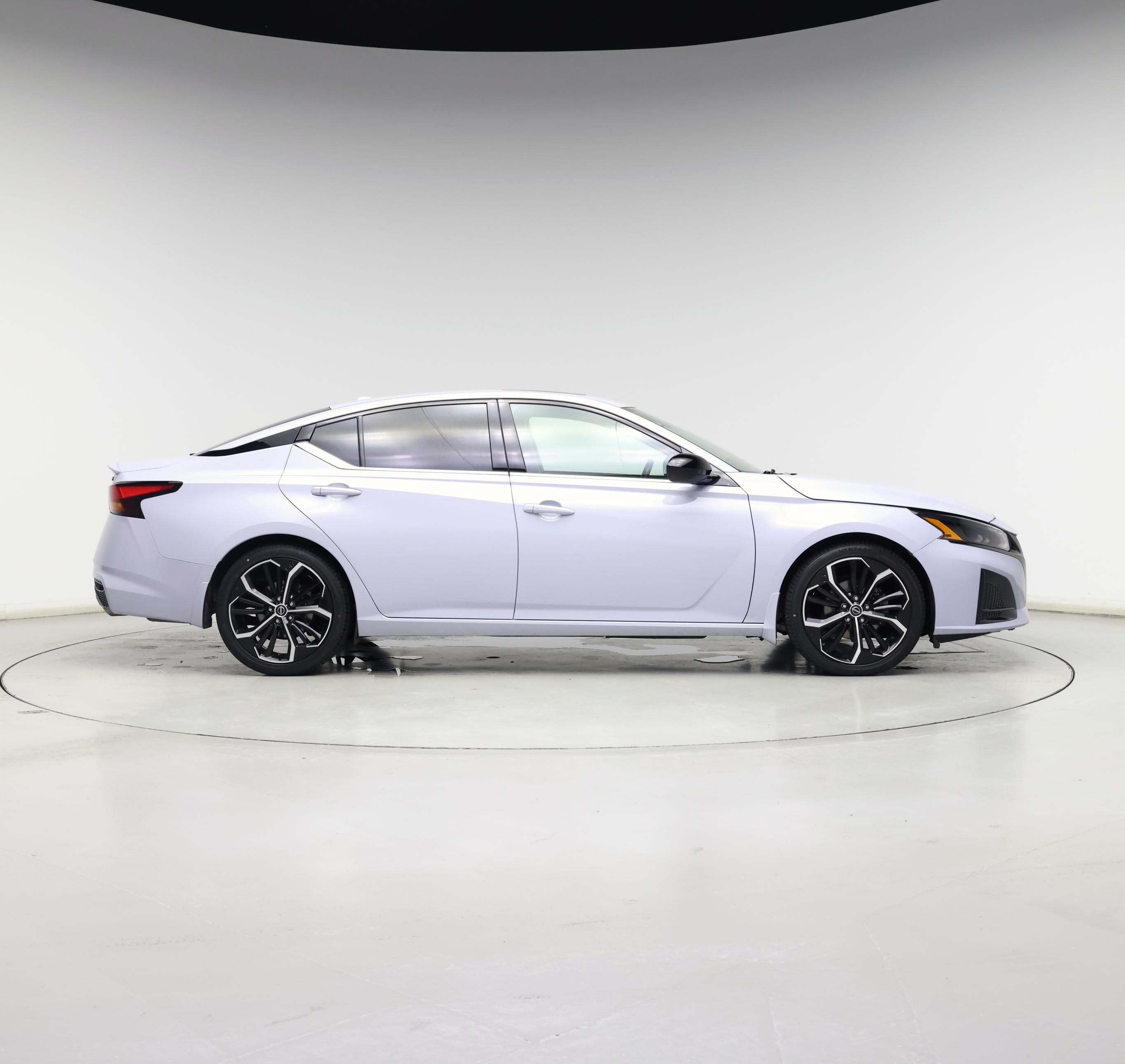 Thumbnail: 2023 Nissan Altima - 7
