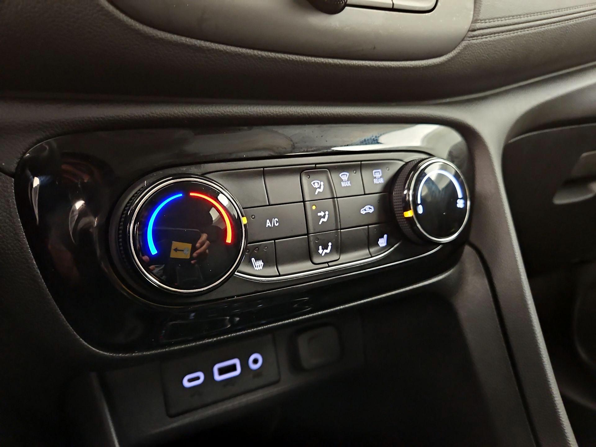 Thumbnail: 2023 Buick Encore GX - 16