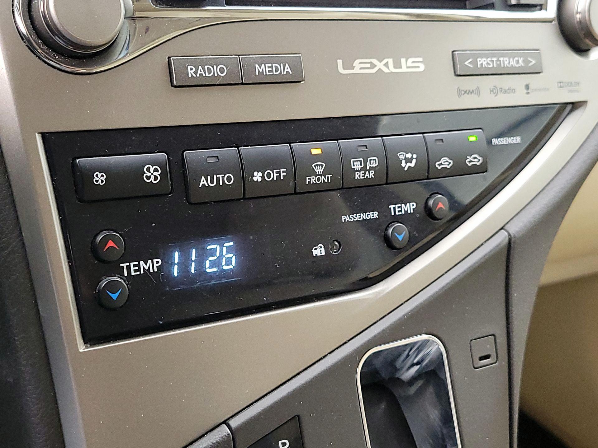 Thumbnail: 2015 Lexus RX - 17