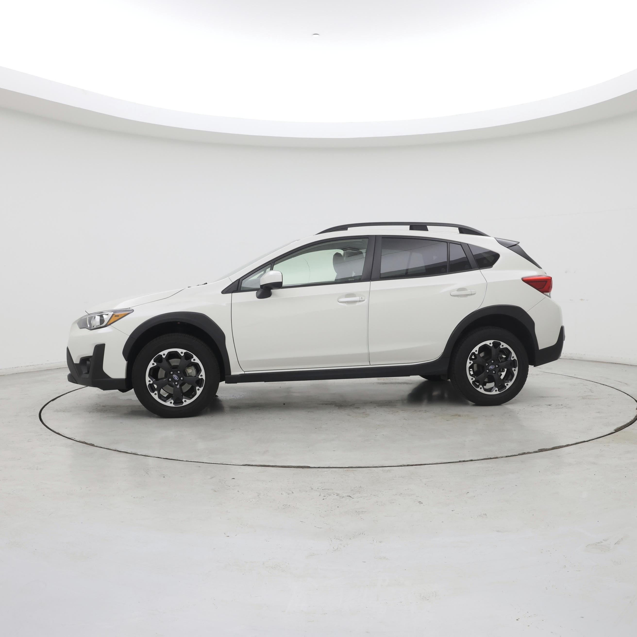 Thumbnail: 2022 Subaru Crosstrek - 3