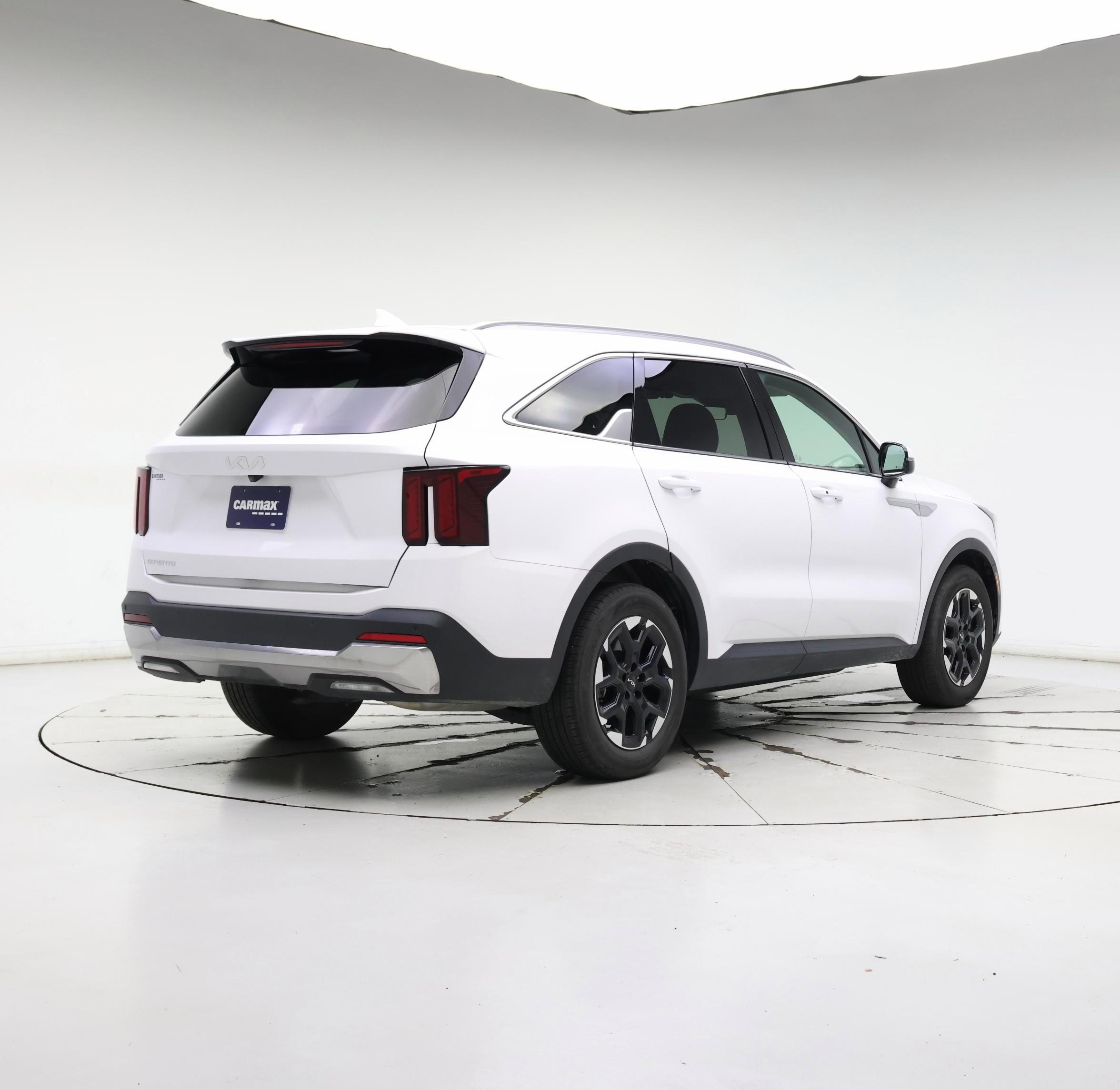 Thumbnail: 2024 Kia Sorento - 8