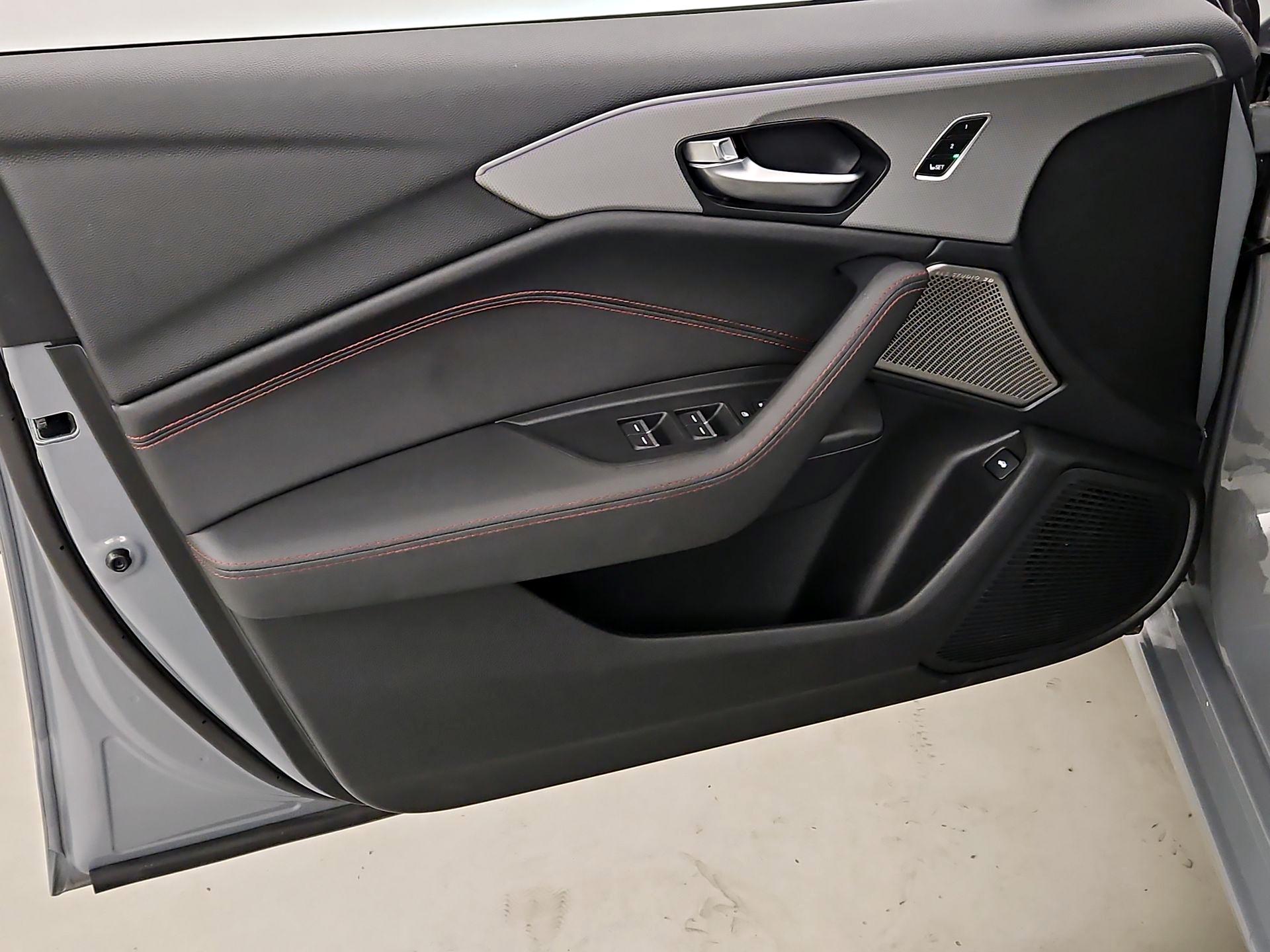 Thumbnail: 2025 Acura TLX - 12