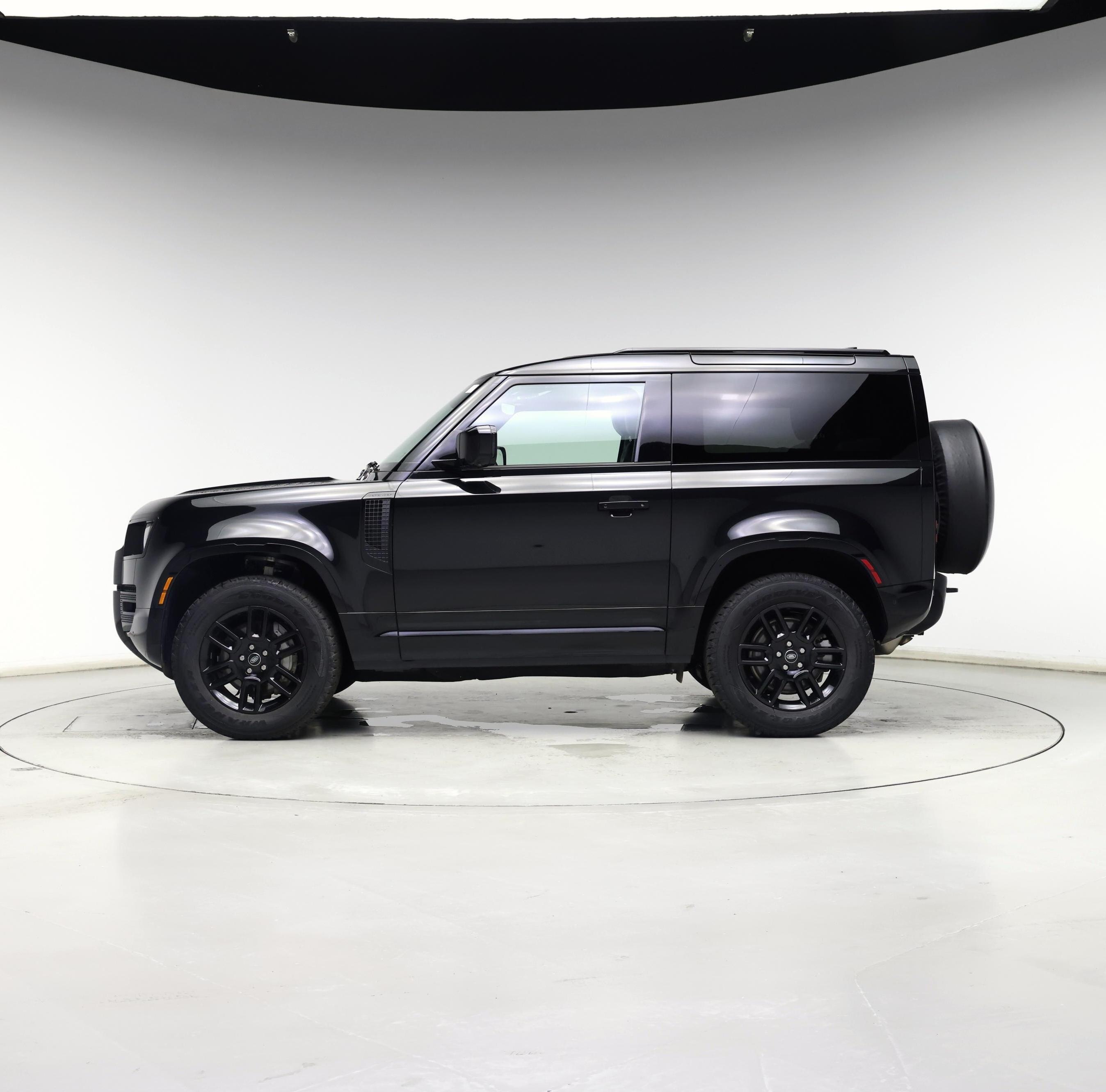 Thumbnail: 2024 Land Rover Defender - 3