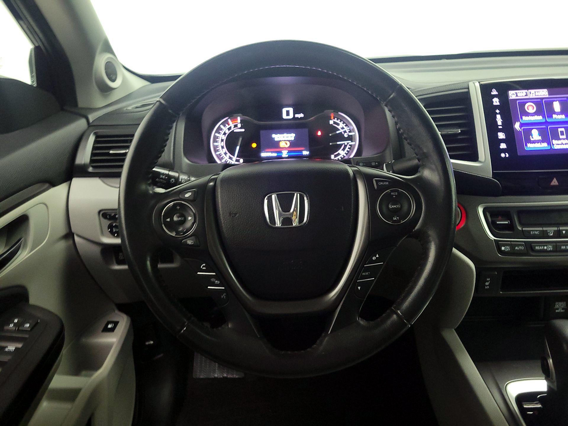 Thumbnail: 2019 Honda Ridgeline - 10