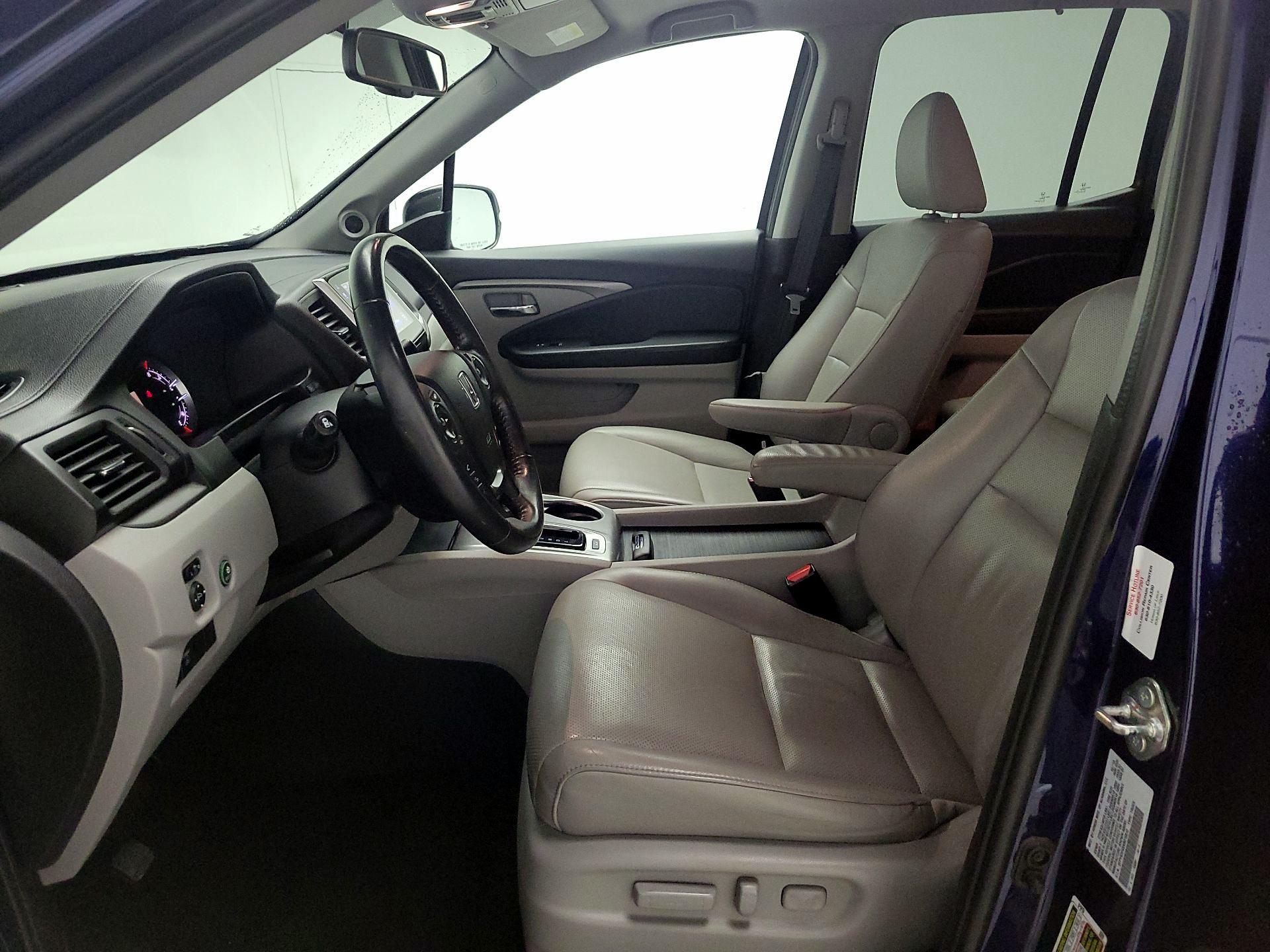 Thumbnail: 2019 Honda Ridgeline - 11