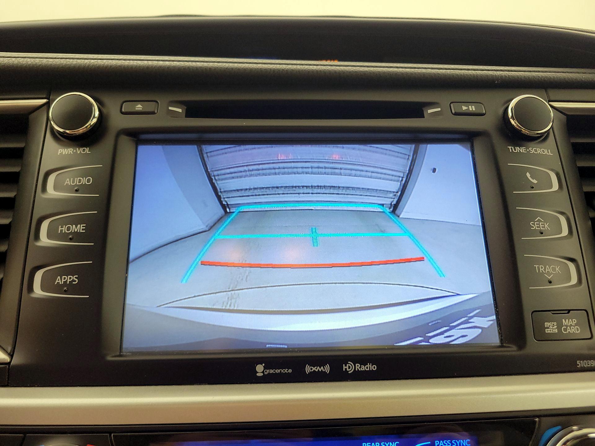 Thumbnail: 2019 Toyota Highlander - 15
