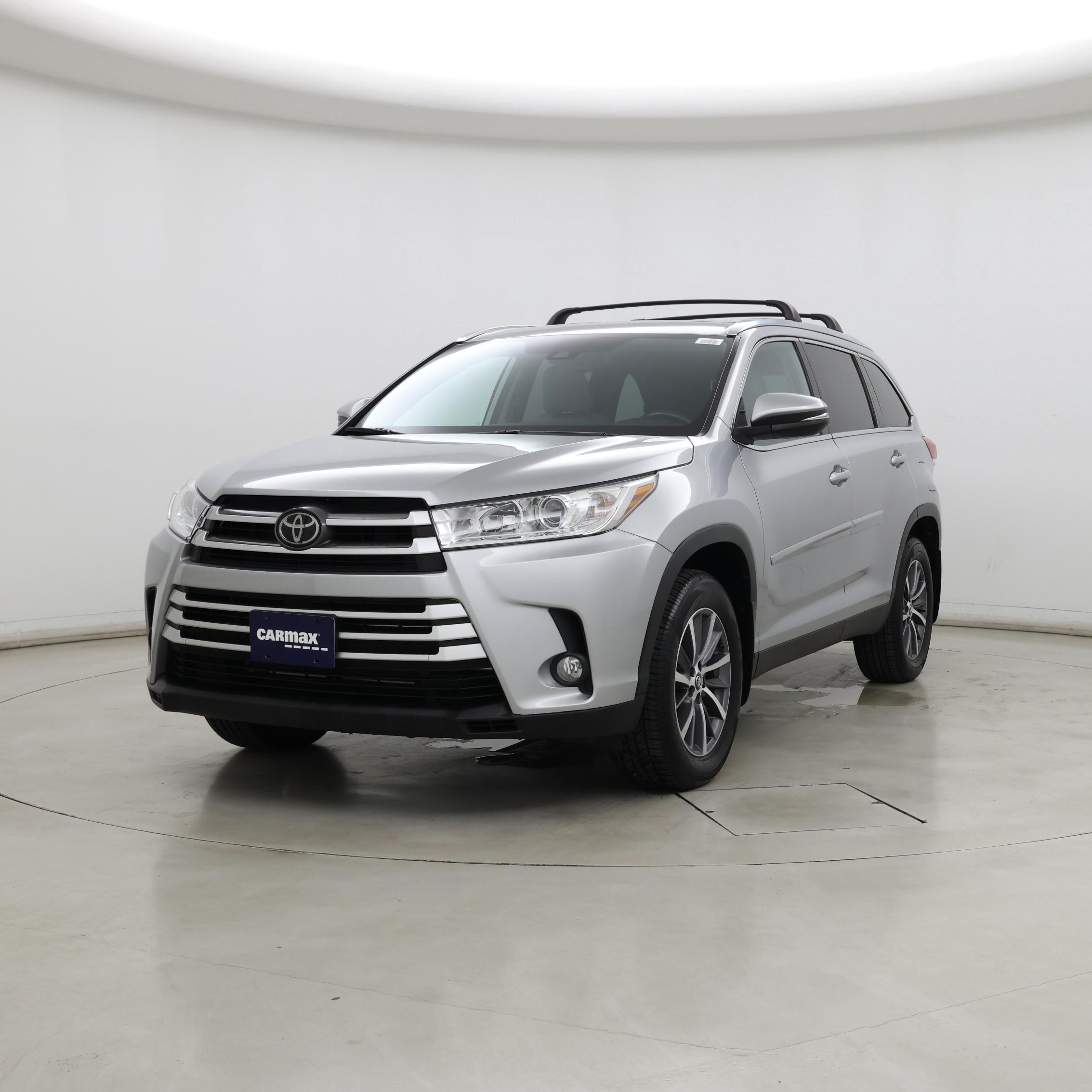 Thumbnail: 2019 Toyota Highlander - 4